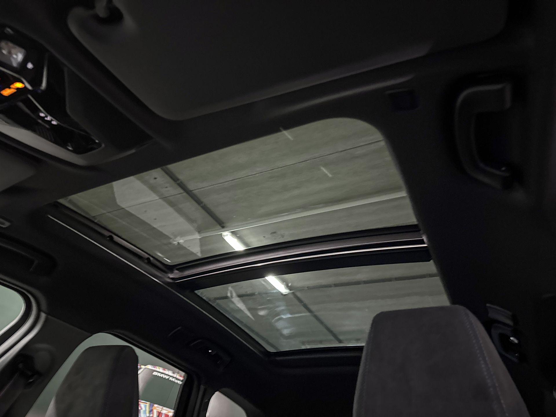Foto van BMW Ix1 Edrive20