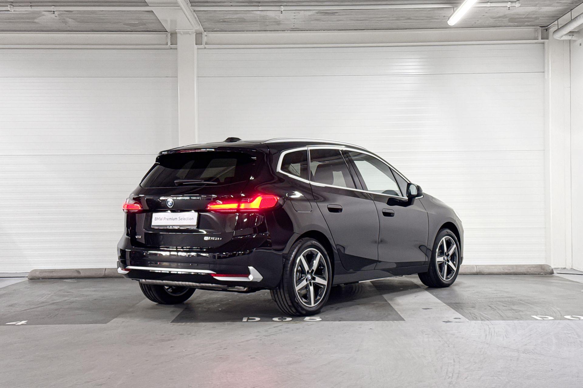Foto van BMW 225e xDrive Active Tourer