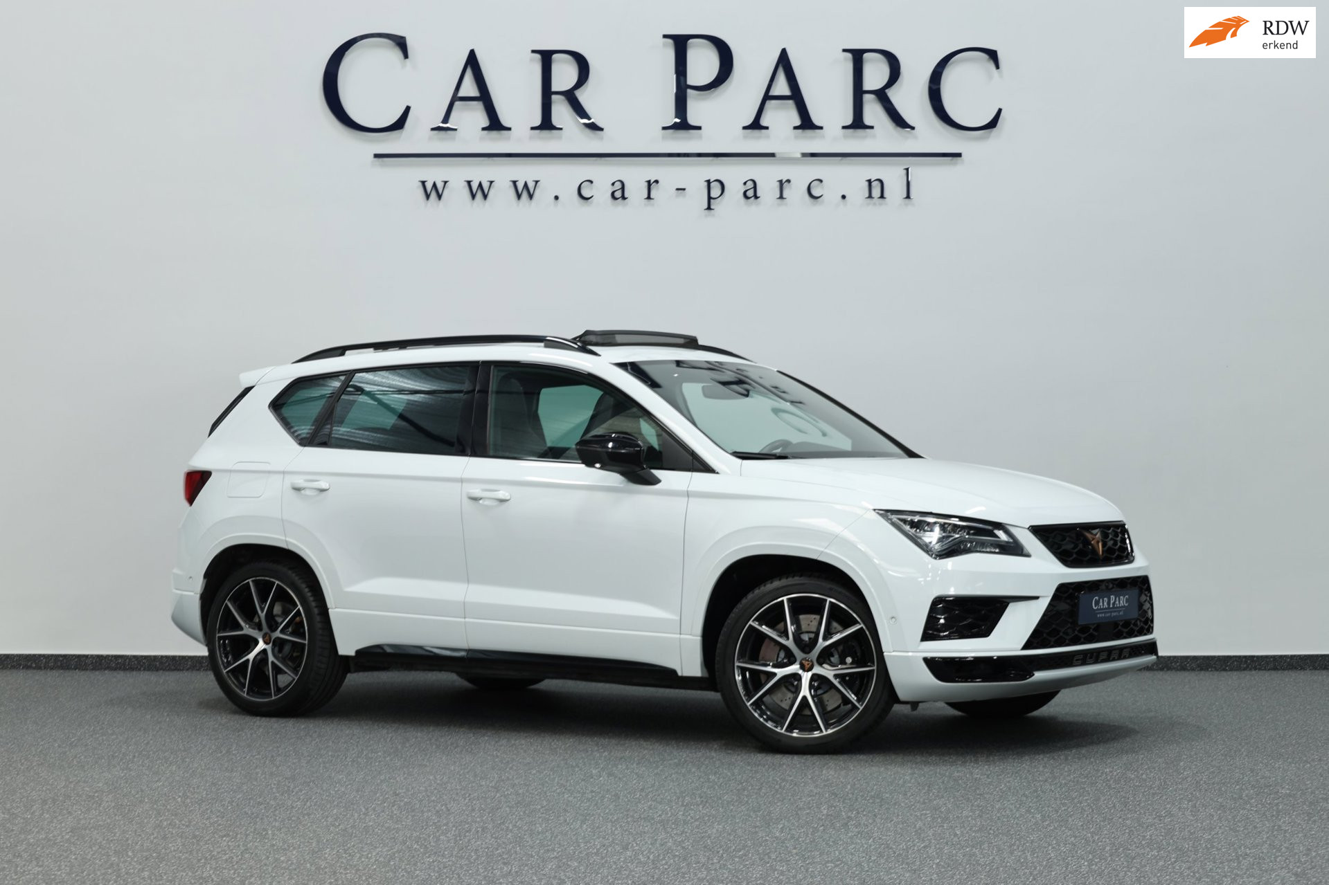 Seat Cupra Ateca 2.0 TSI 4DRIVE 300+PK LED/VIRTUAL/SFEER/BEATS/PANO/KUIP+ALCANTARA+S.VERWARMING/19" LMV/CAM/ACC/ECC/12 MDN GARANTIE! 2020 - voorkant