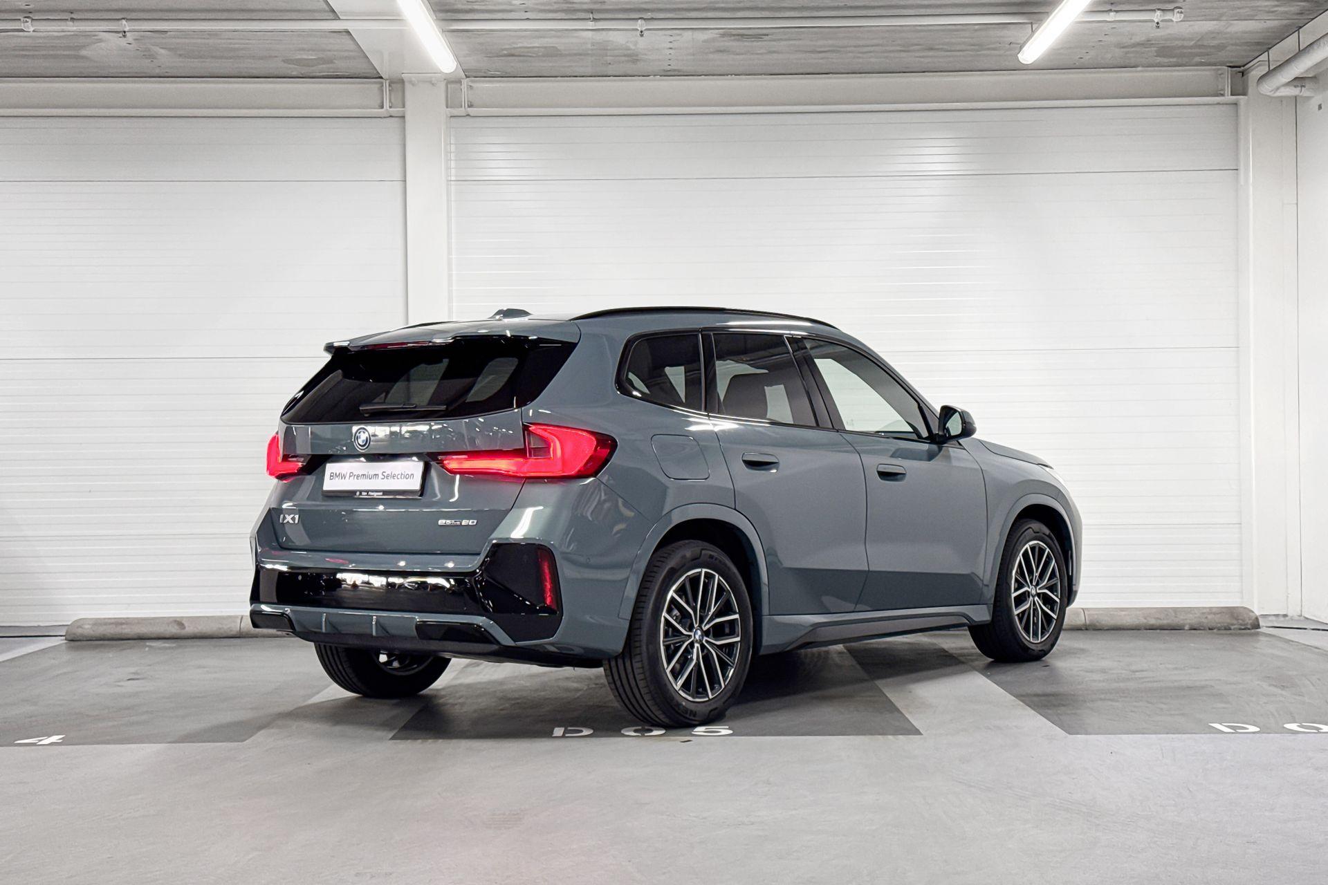 Foto van BMW Ix1 Edrive20