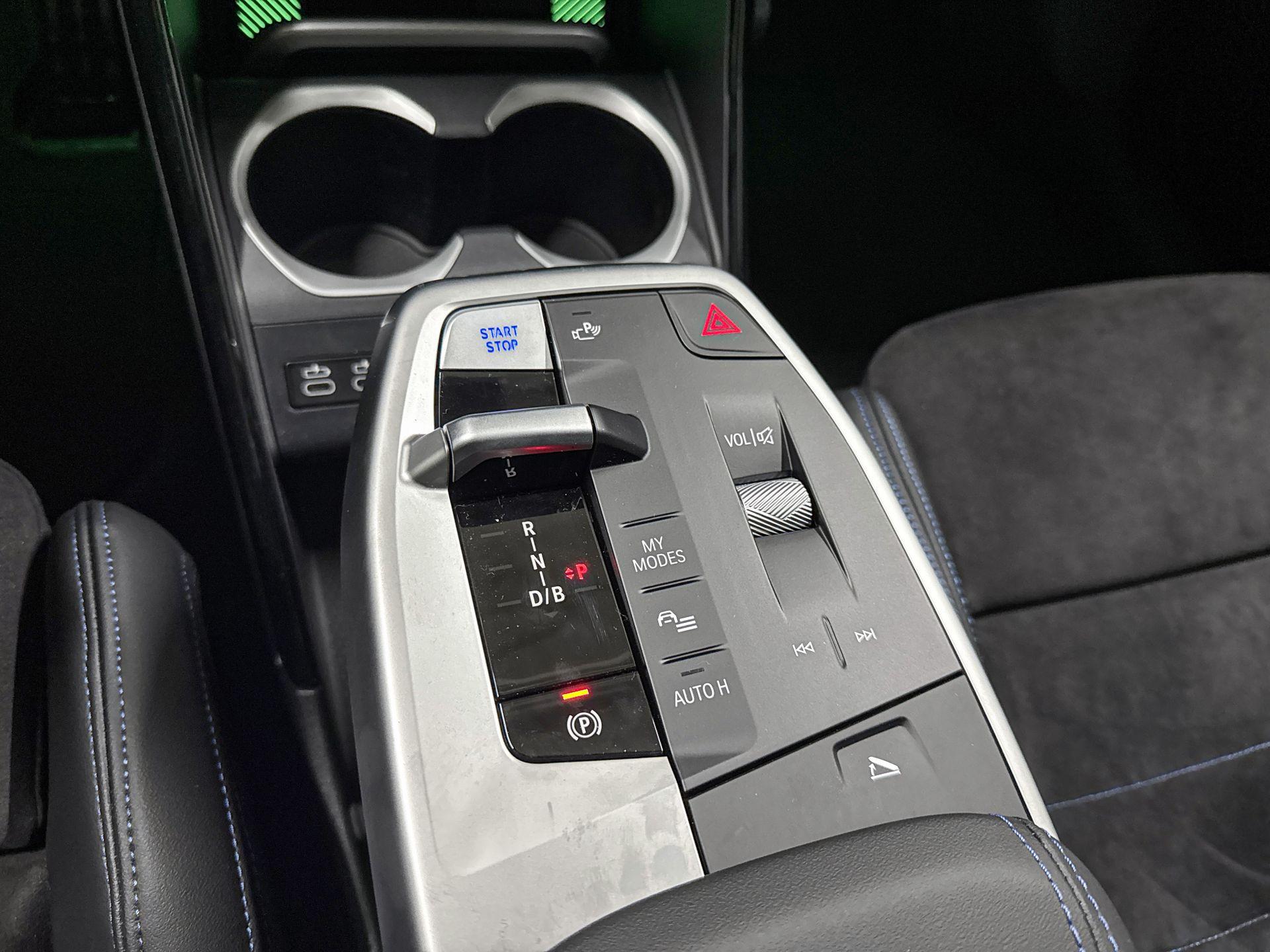 Foto van BMW Ix1 Edrive20