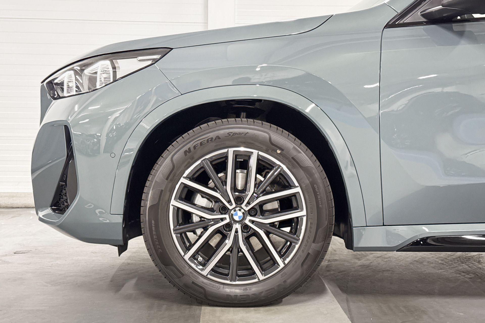 Foto van BMW Ix1 Edrive20