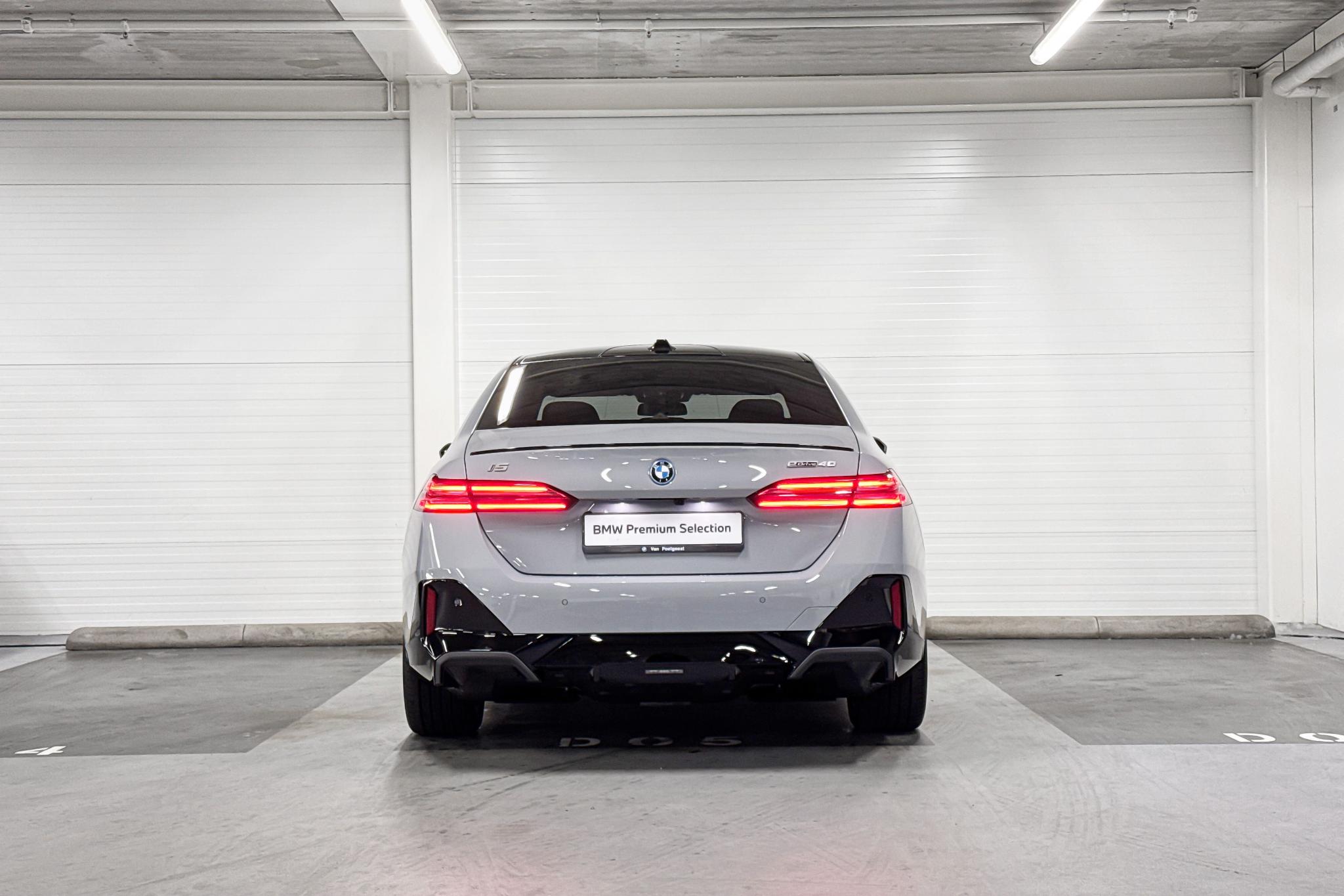 Foto van BMW I5 Edrive40