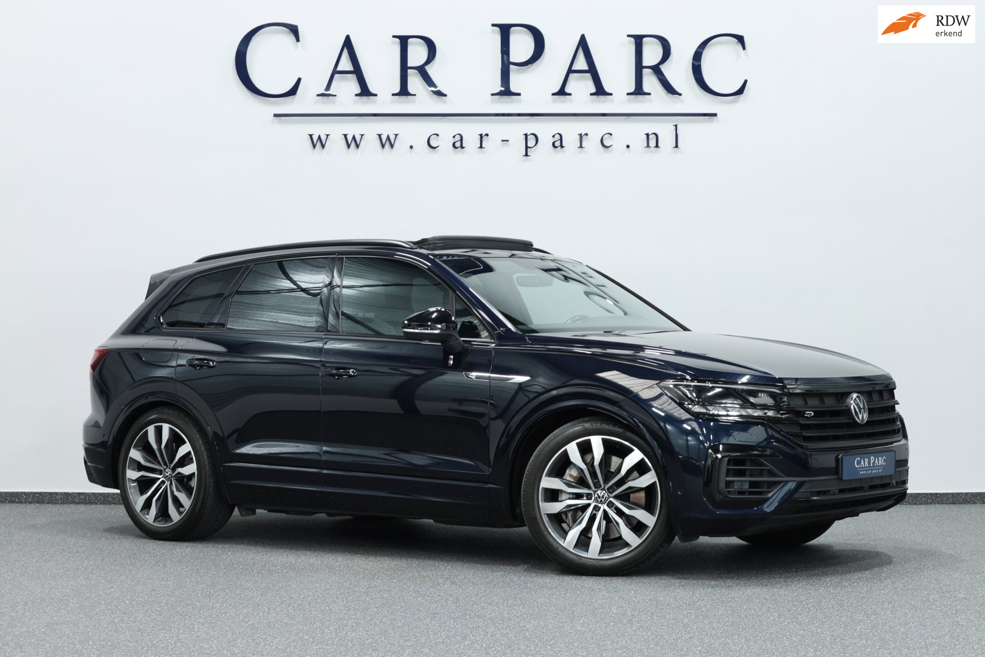Volkswagen Touareg 3.0 TSi eHybrid 4MOTION R-line LED/VIRTUAL/PANO/LEER+S.VERKOELING+MEMORY/21" LMV/360 CAM/ACC/12 MND GARANTIE! 2021 - voorkant