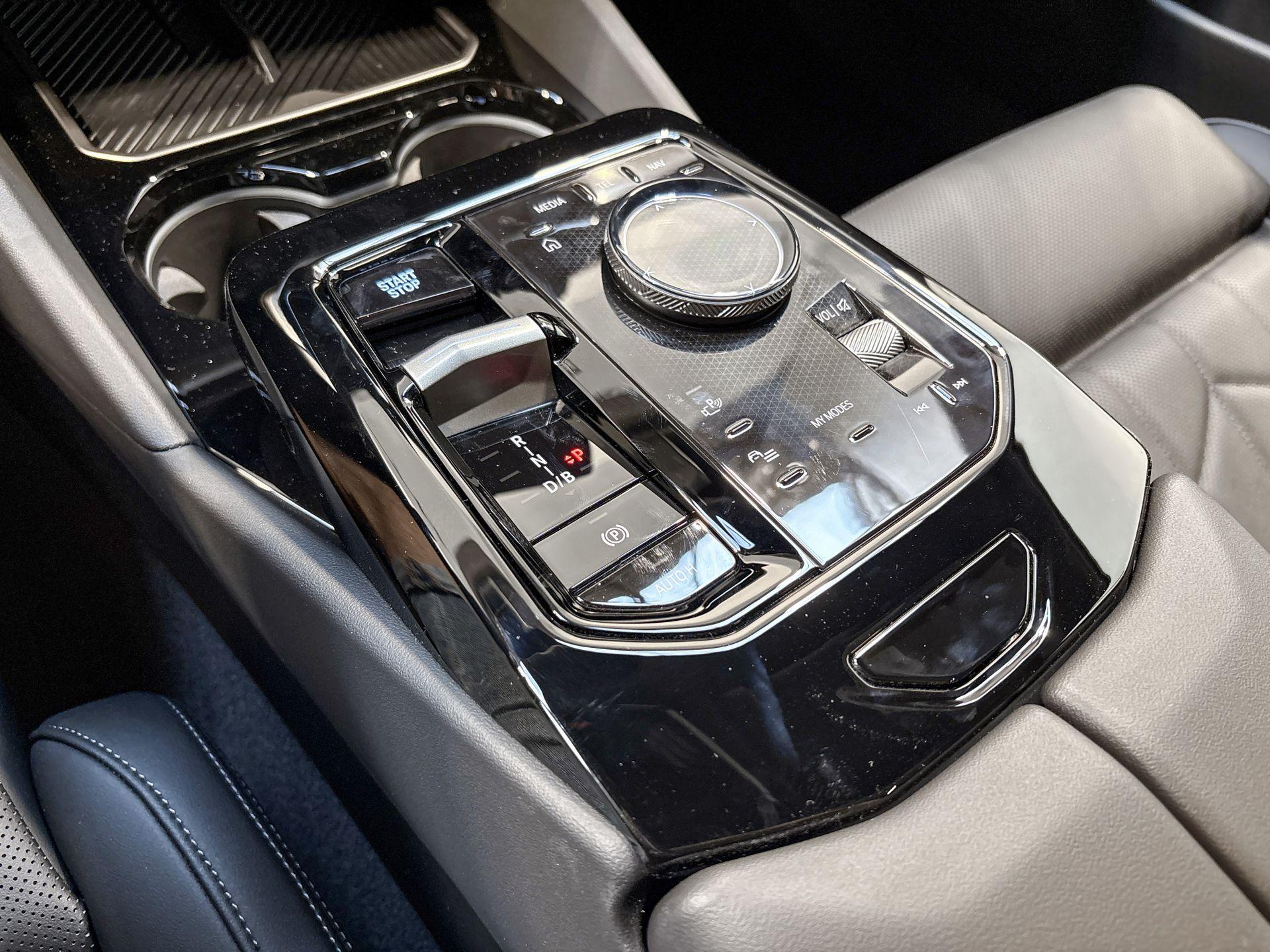 Foto van BMW I5 Edrive40