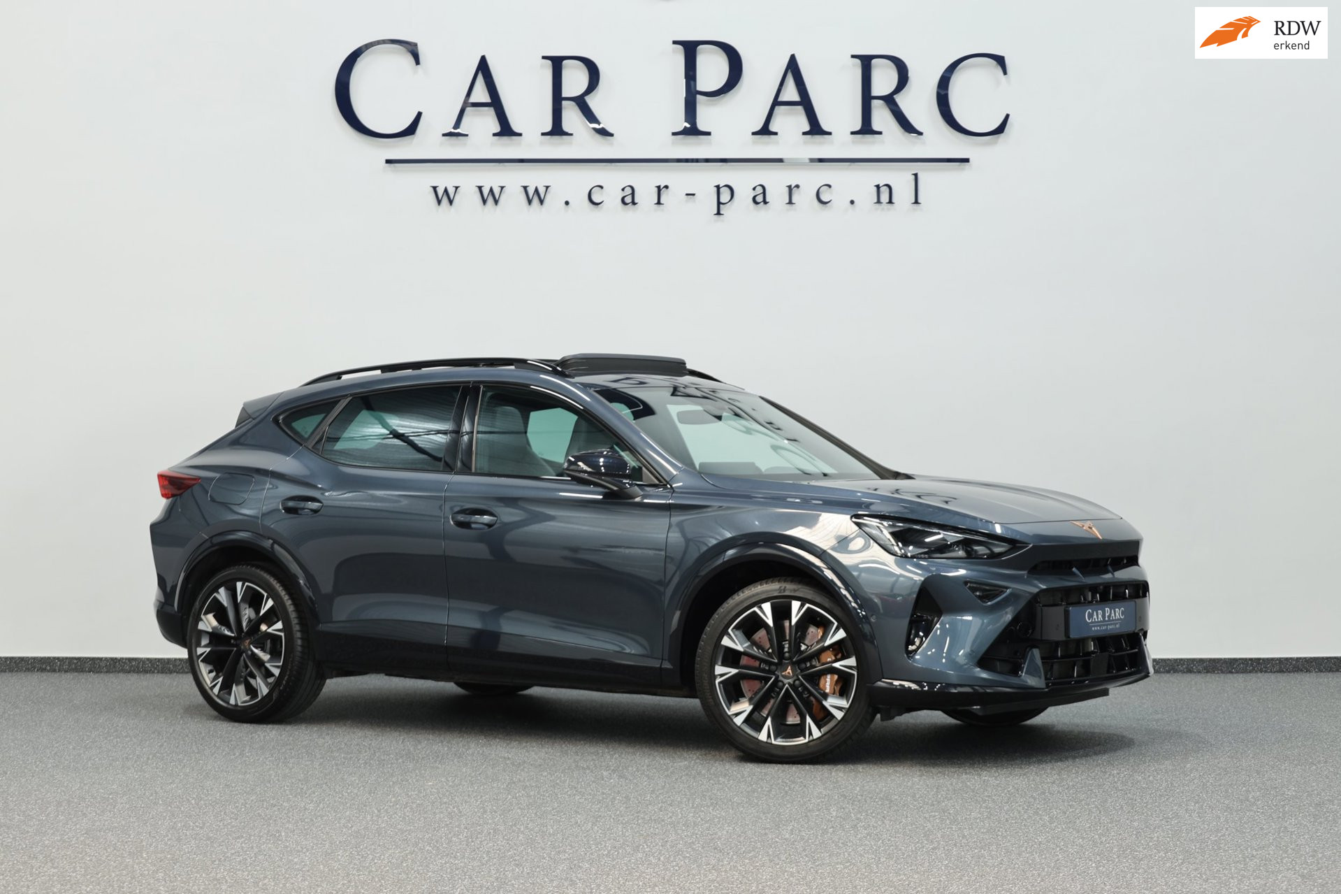 Cupra Formentor 2.0 TSI VZ 4DRIVE 333+PK LED/VIRTUAL/SFEER/SENNHEISER/PANO/SCHAAL+S.VERWARMING/19" LMV/CAM/ACC/FABRIEKSGARANTIE! 2025 - voorkant