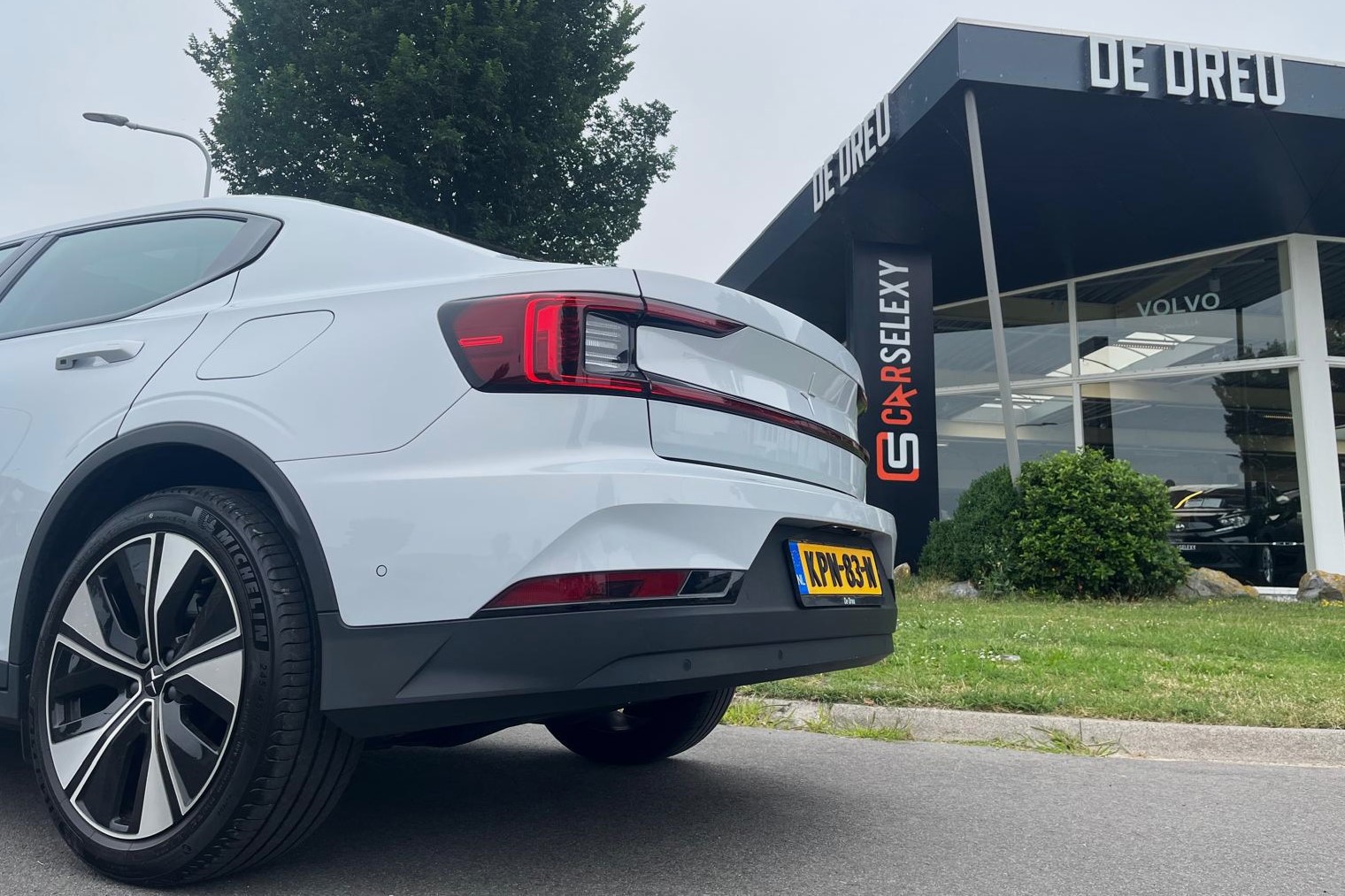Foto van Polestar 2