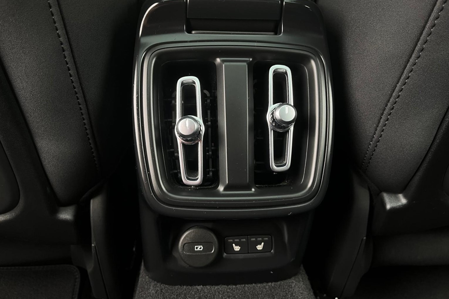 Foto van Polestar 2