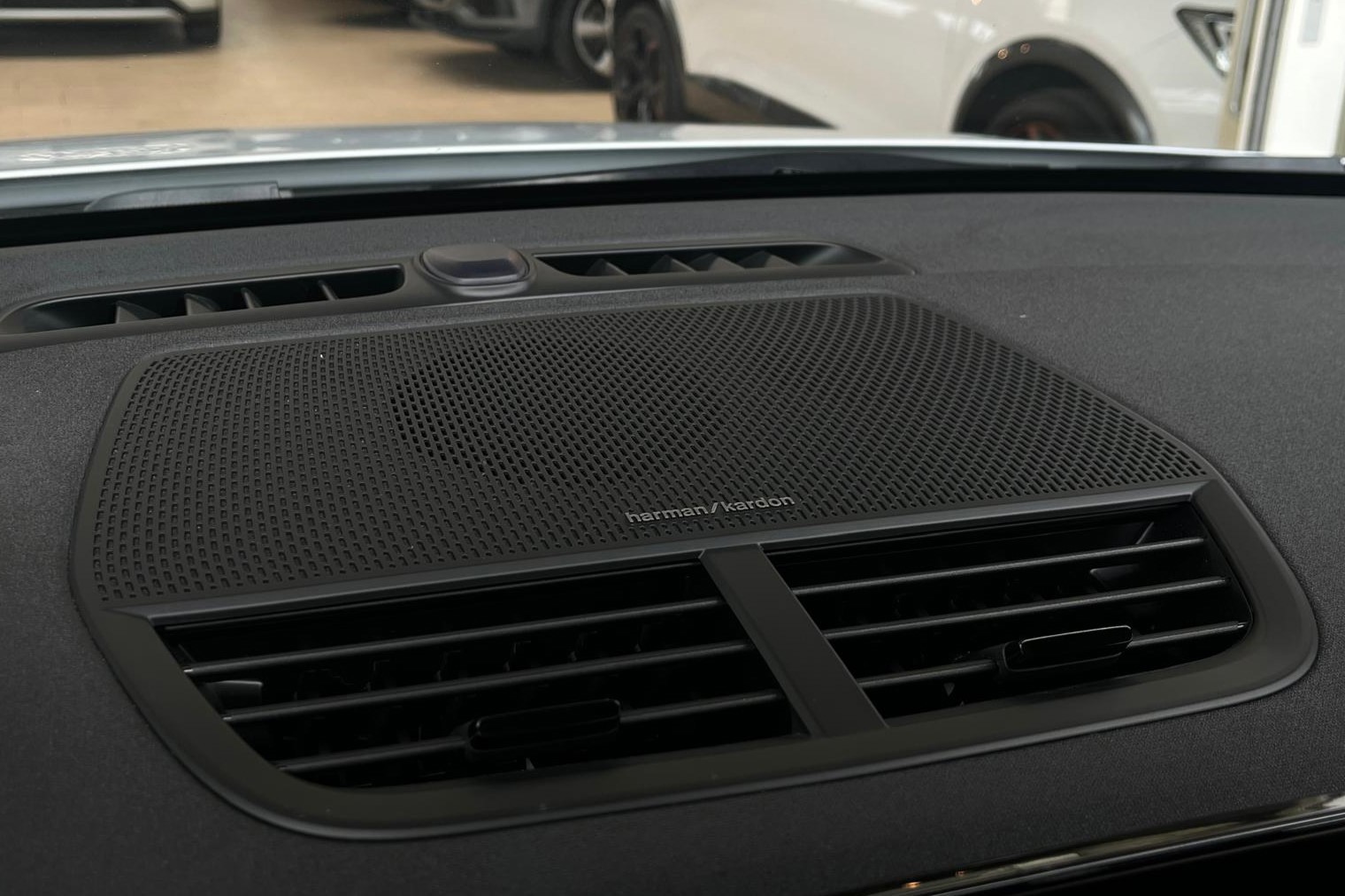 Foto van Polestar 2