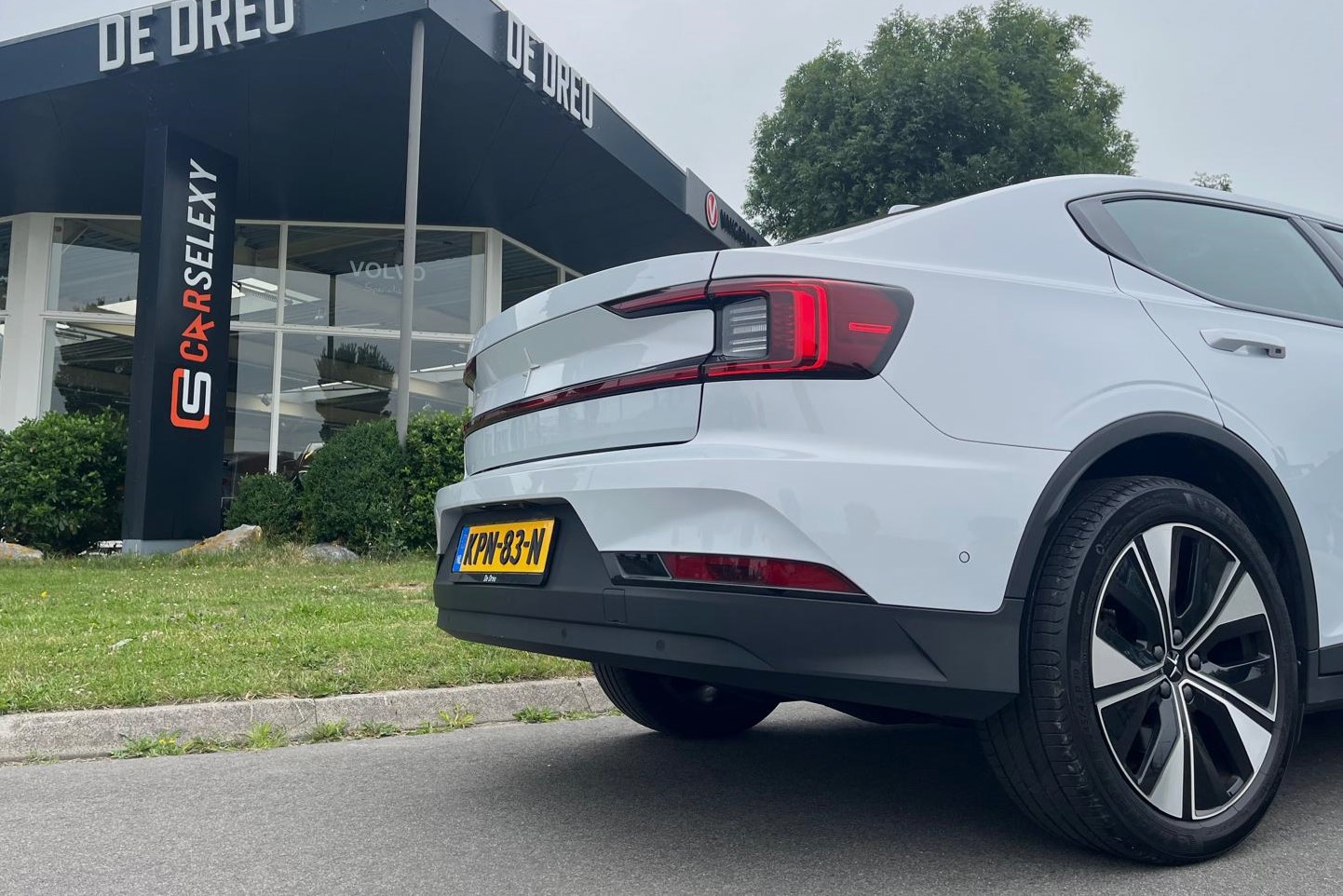 Foto van Polestar 2