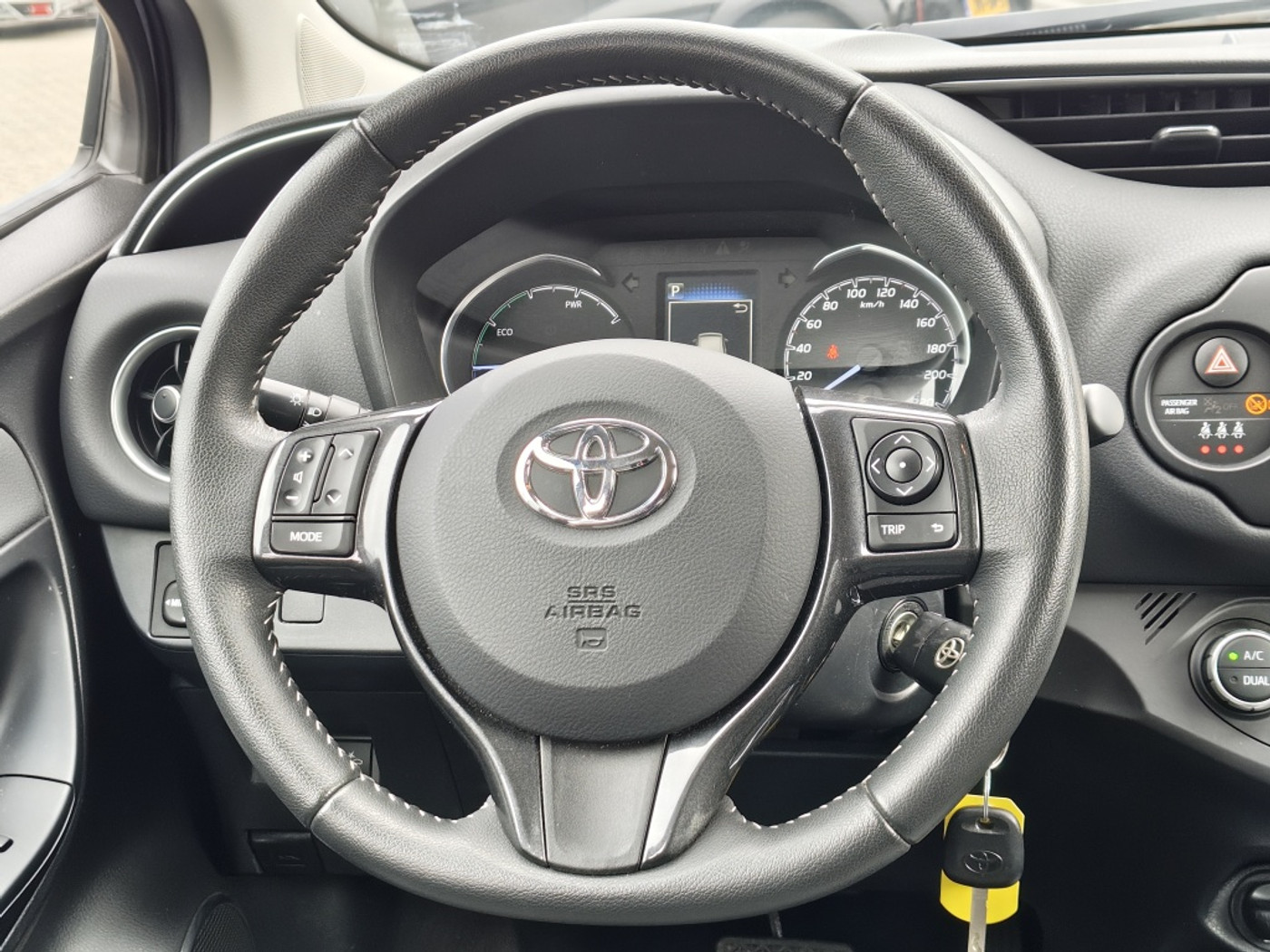 Foto van Toyota Toyota Yaris Hybrid