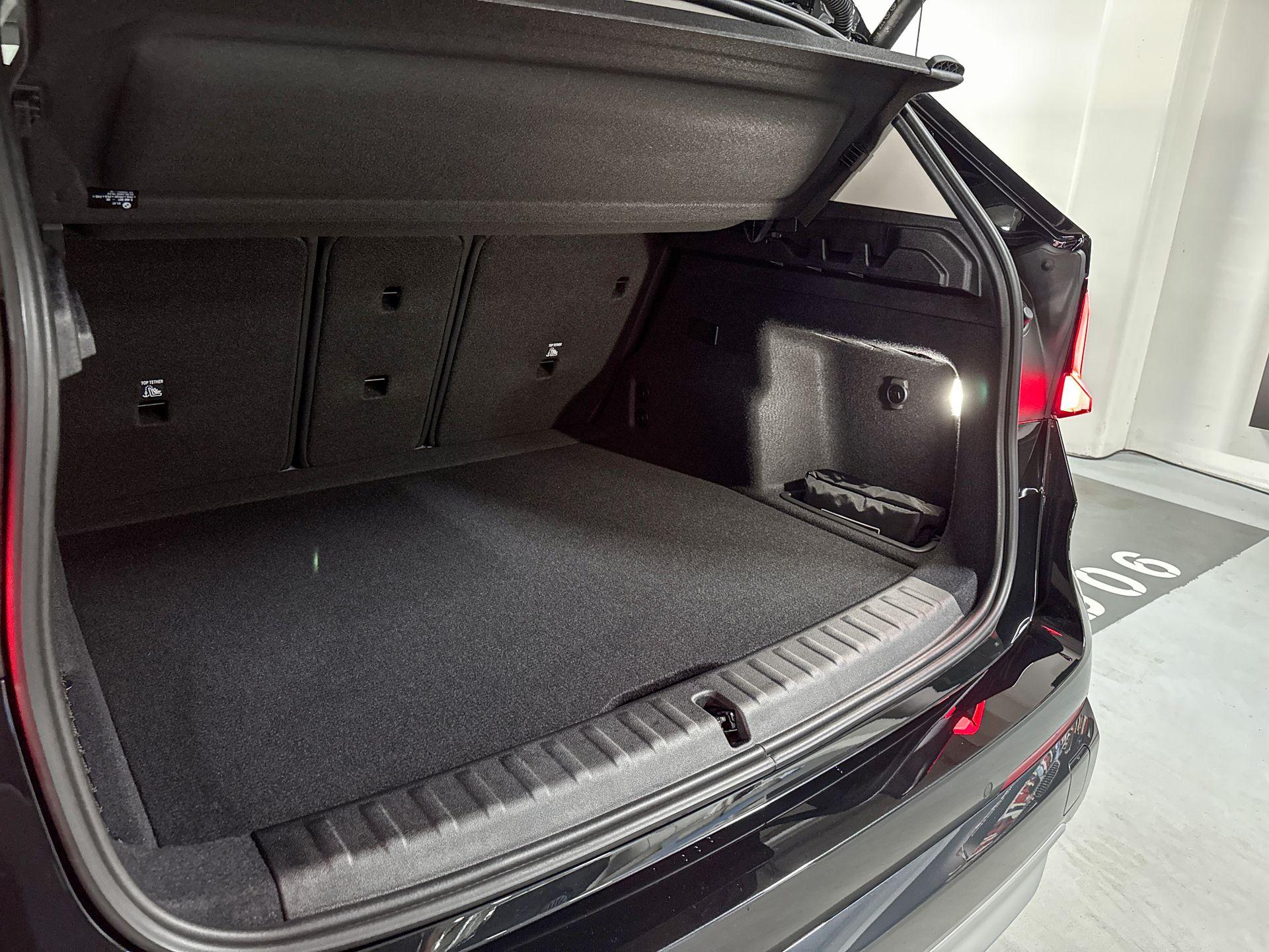 Foto van BMW Ix1 Edrive20