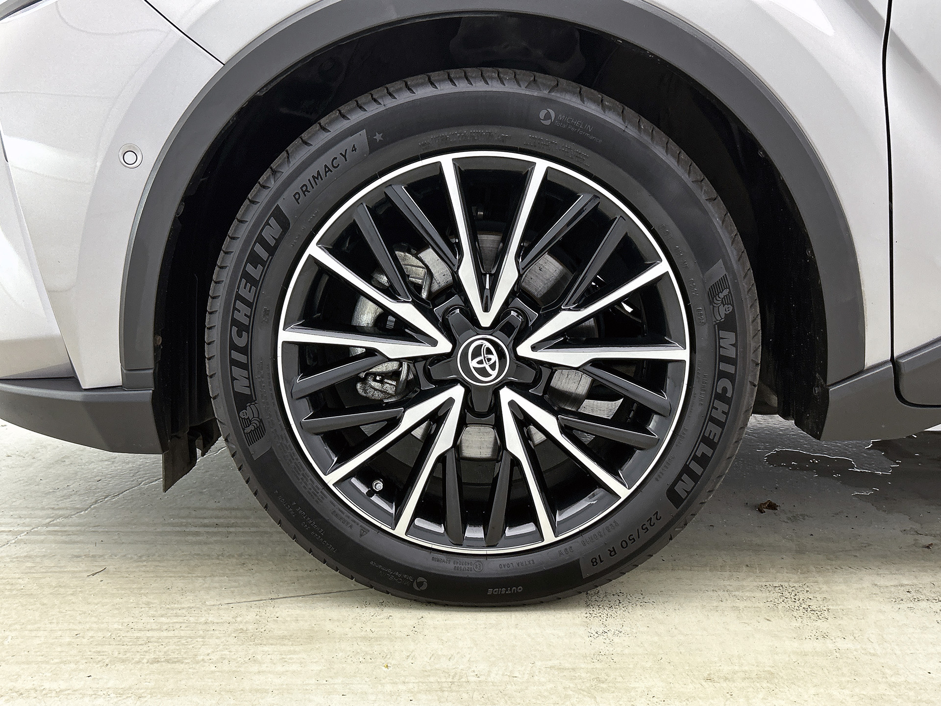 Foto van Toyota Toyota C-hr