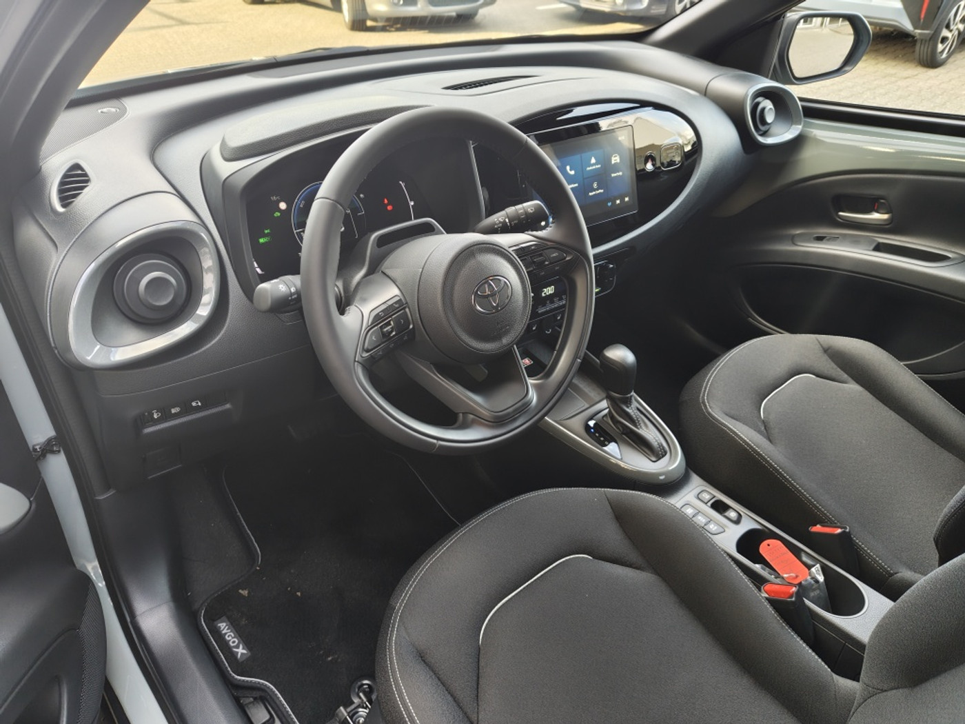 Foto van Toyota Aygo X