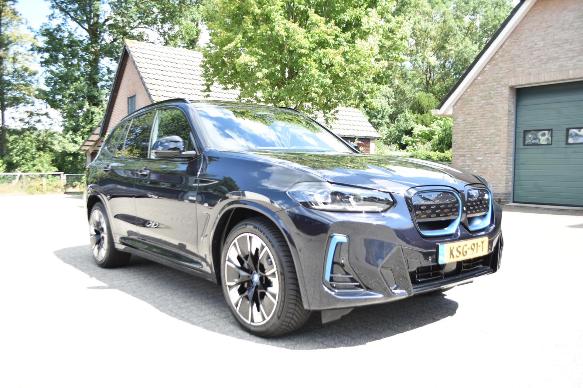 BMW Ix3 High Executive M Edition 80 kWh 2023 - voorkant