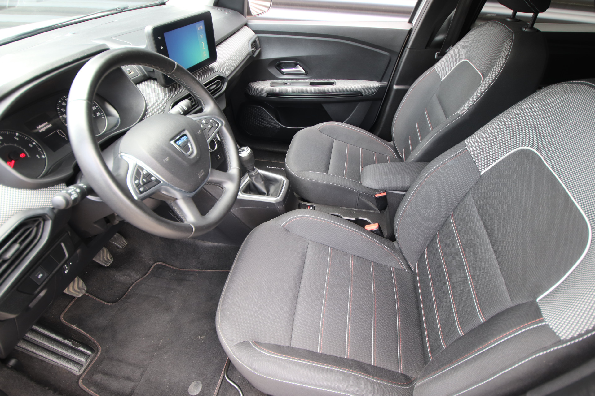 Foto van Dacia Jogger