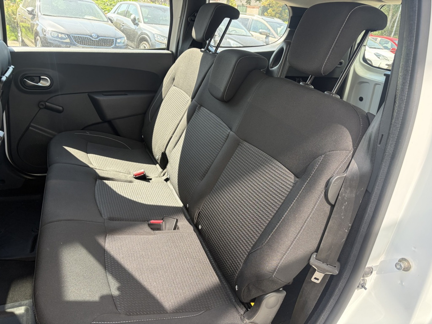 Foto van Dacia Lodgy