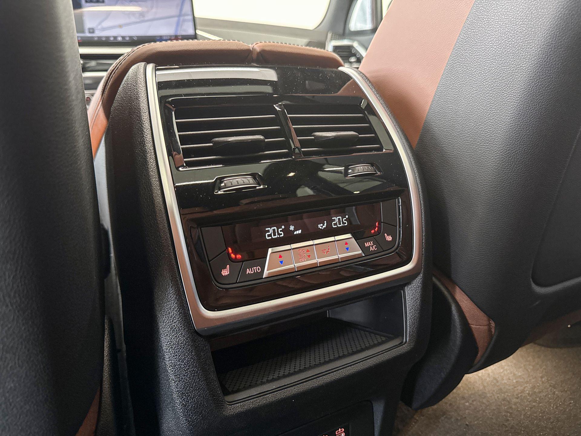 Foto van BMW X5 Xdrive50e