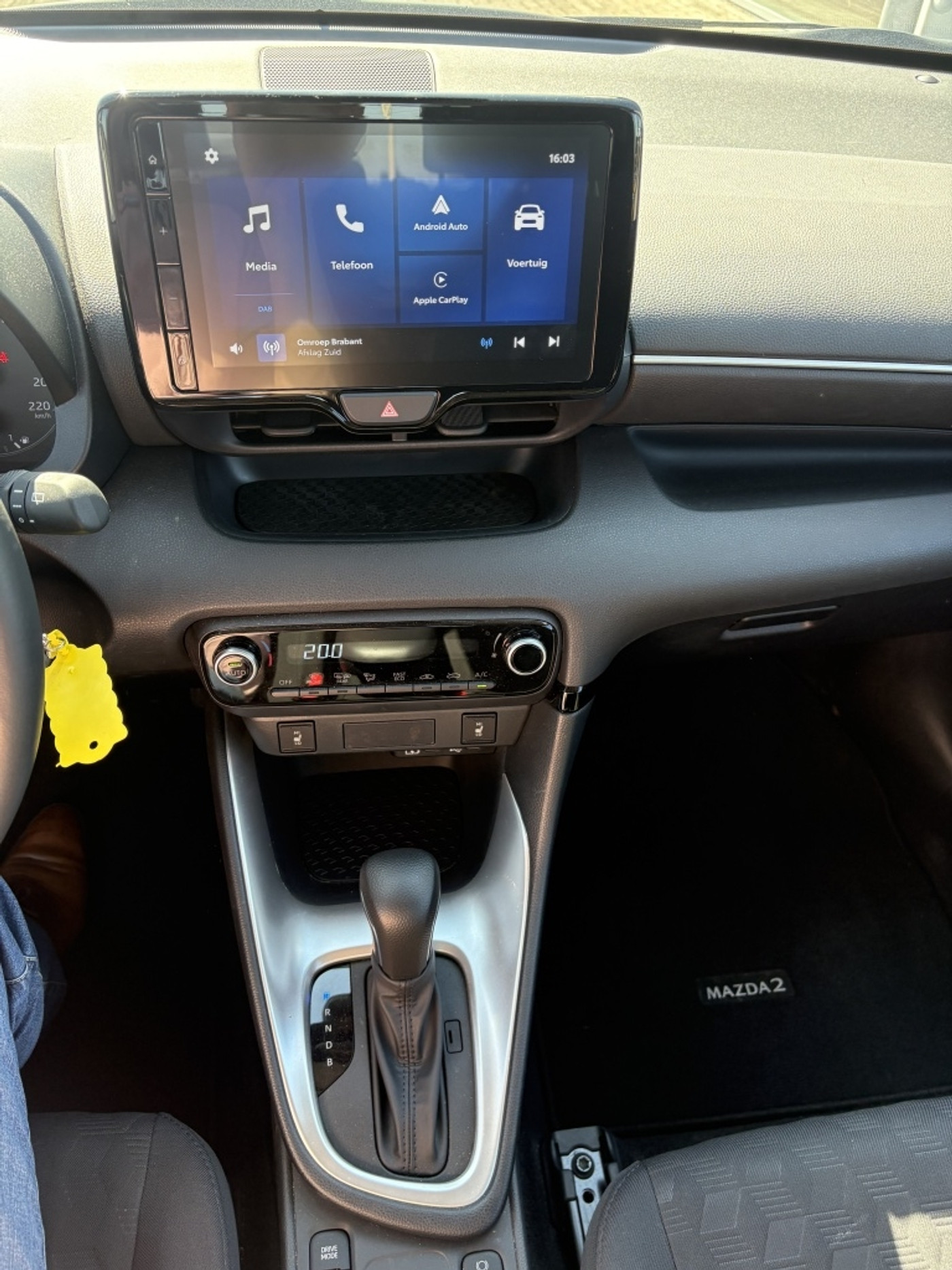 Foto van Mazda Mazda2 Hybrid