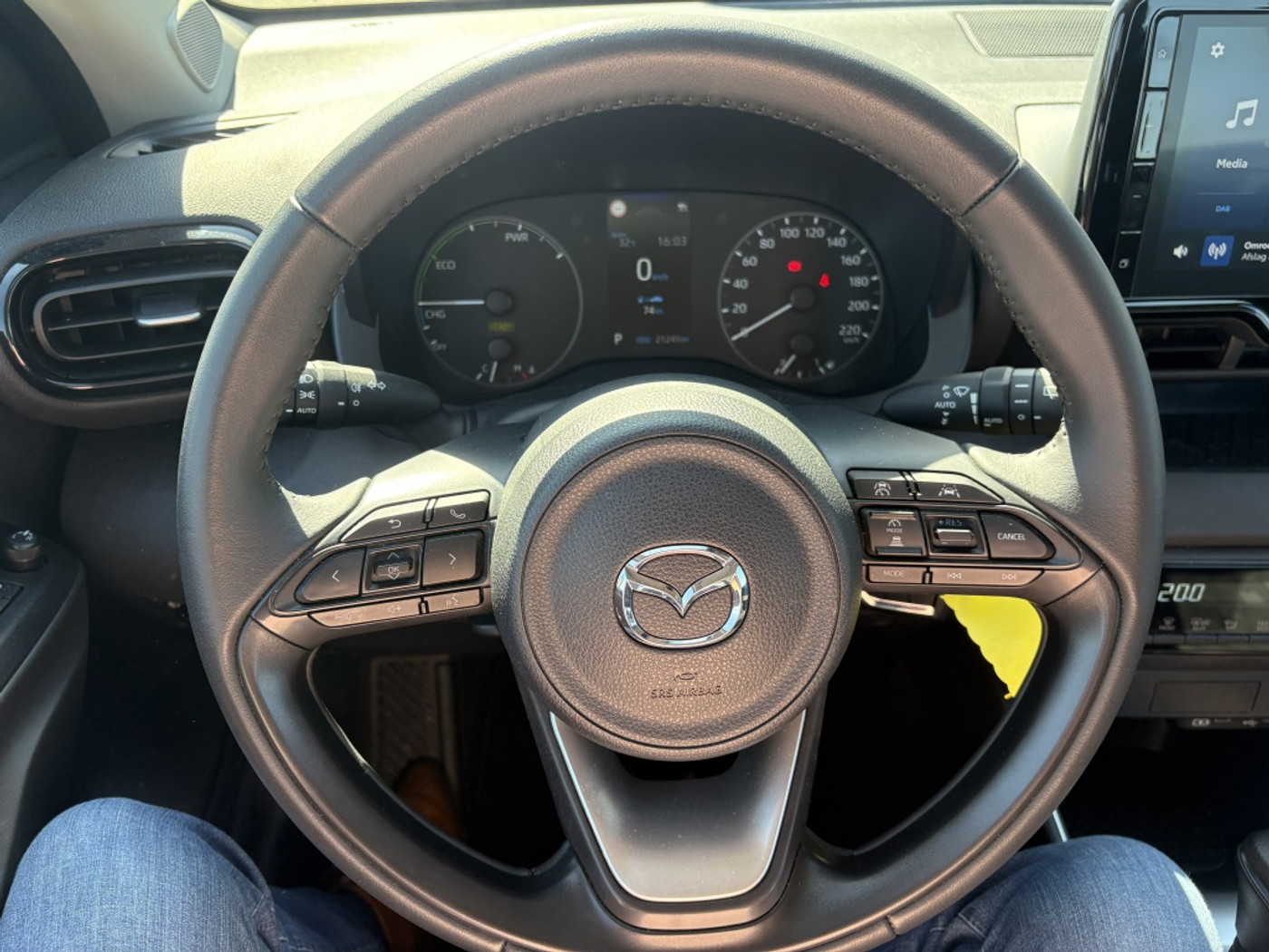 Foto van Mazda Mazda2 Hybrid