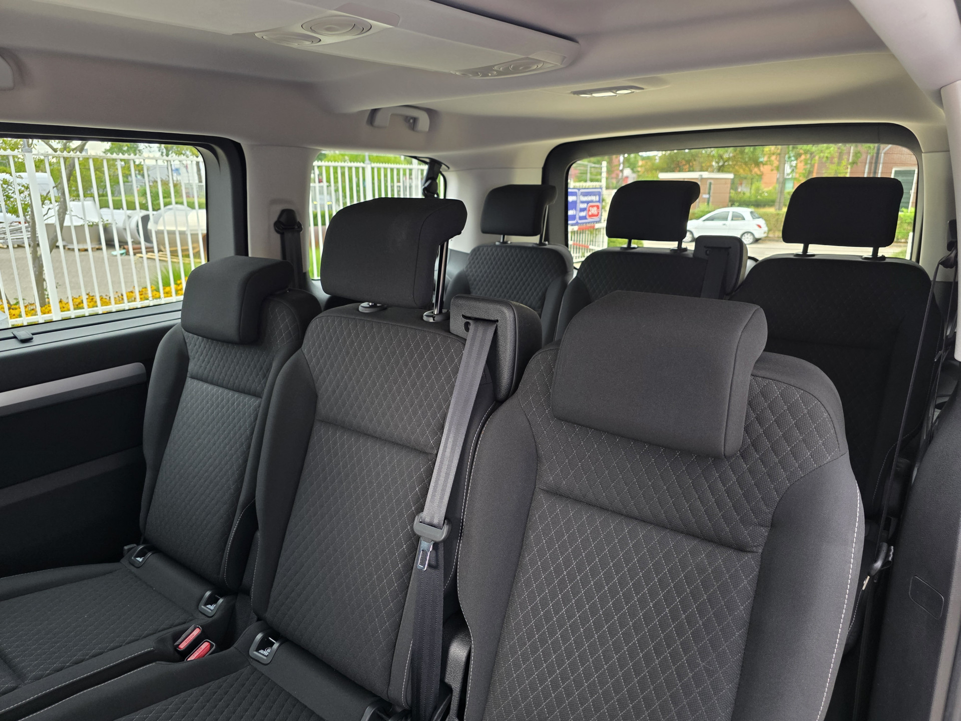 Foto van Opel Zafira-e Life
