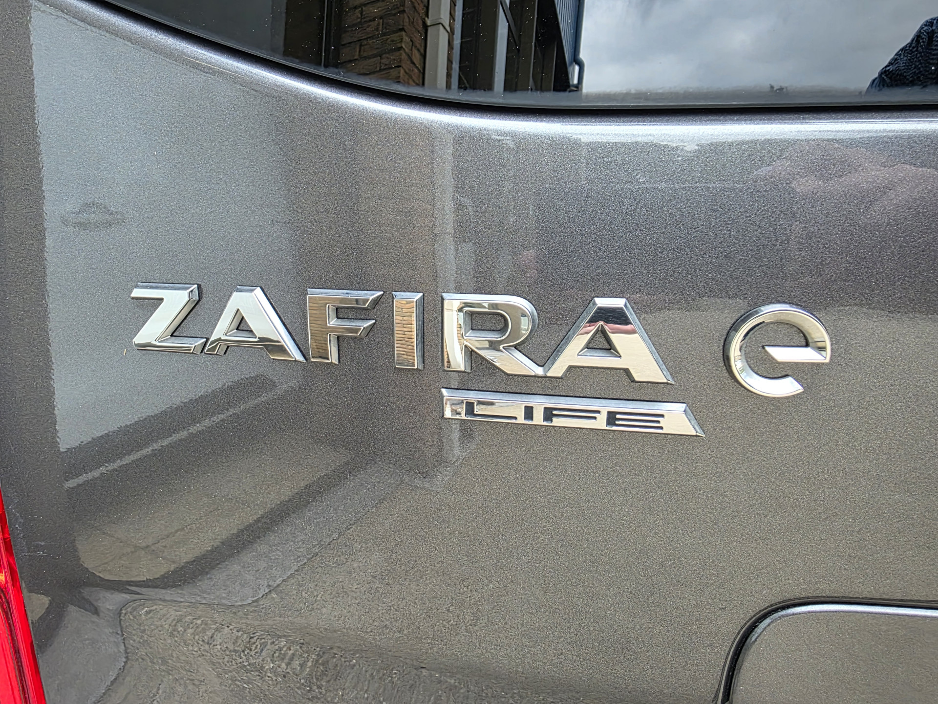 Foto van Opel Zafira-e Life