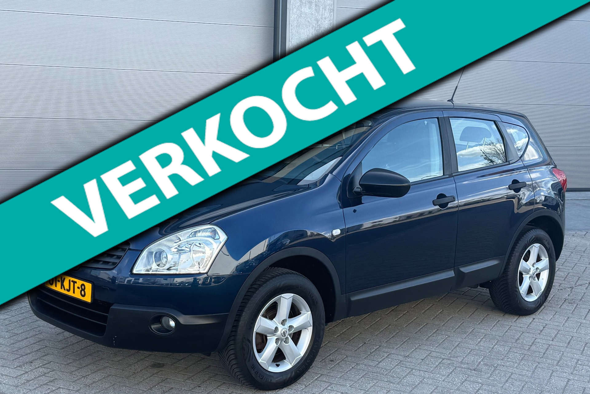 Nissan Nissan Qashqai 1.6 Visia 2WD 2009 Blauw AIRCO|APK 2027|NAP 2009 - voorkant