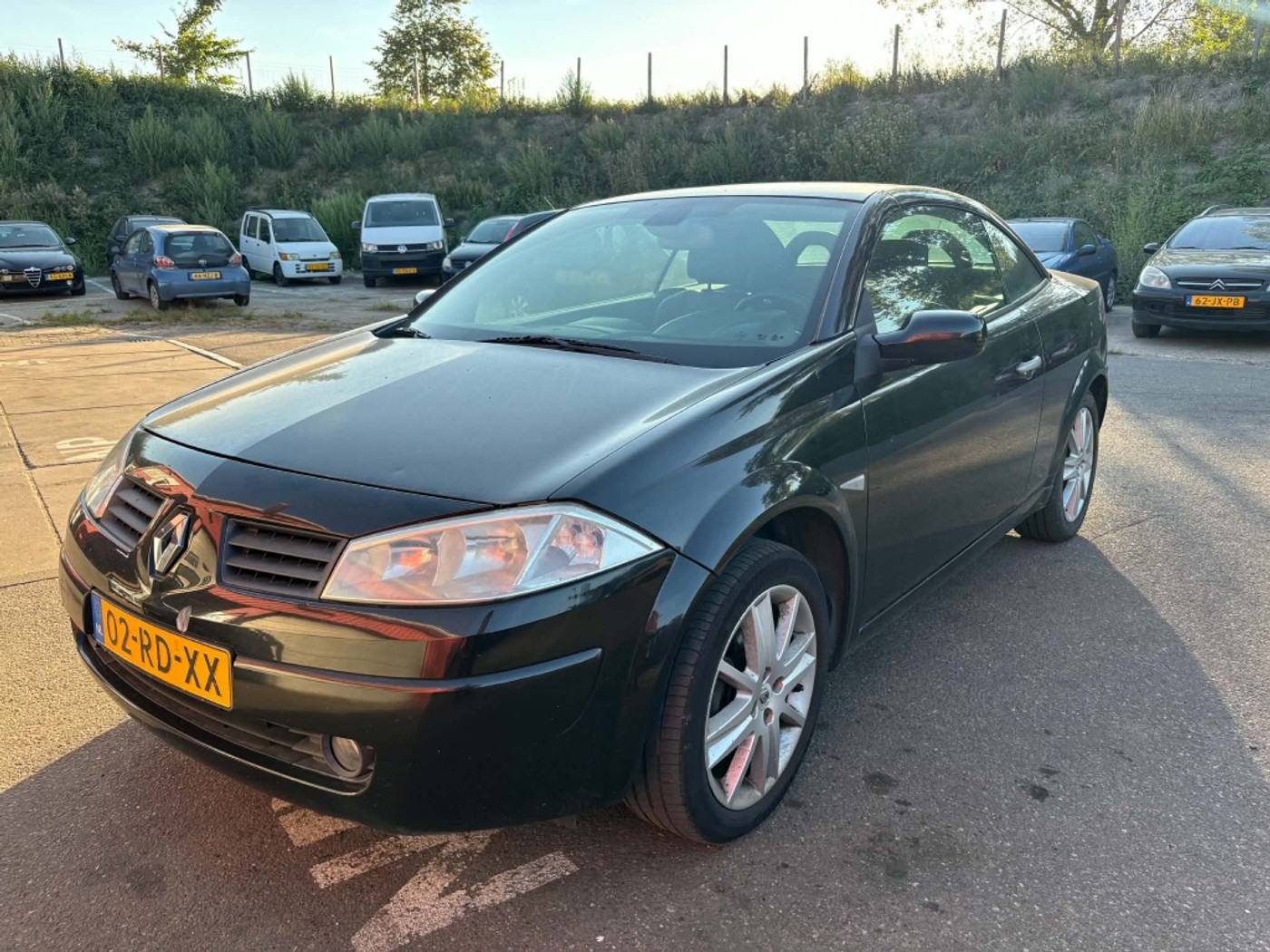 Renault Megane 2.0-16V Priv.Luxe 2005 - voorkant