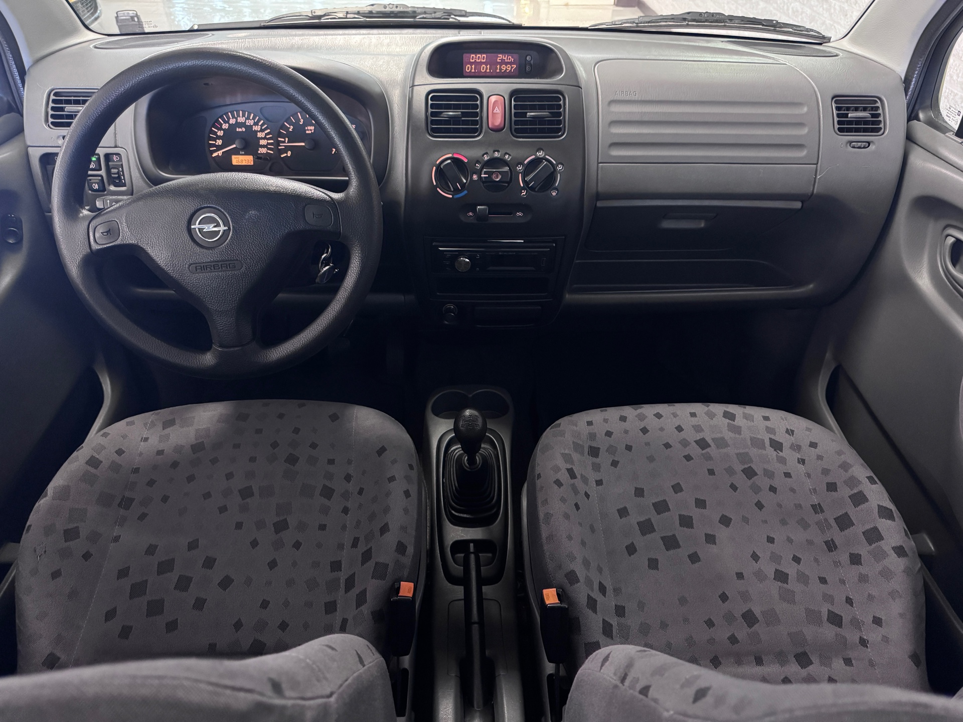 Foto van Opel Agila