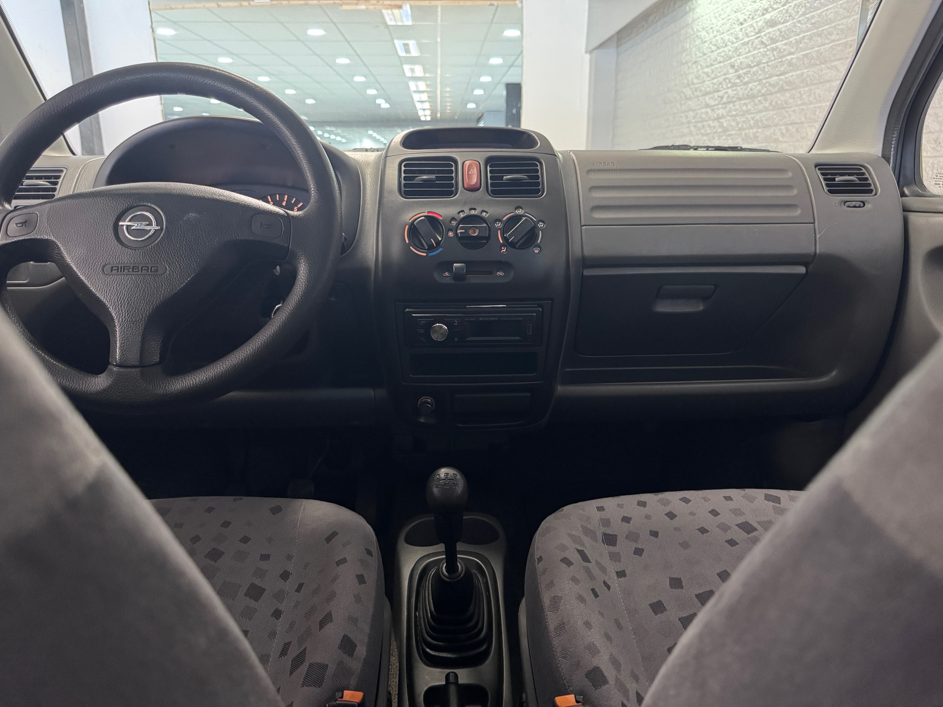 Foto van Opel Agila