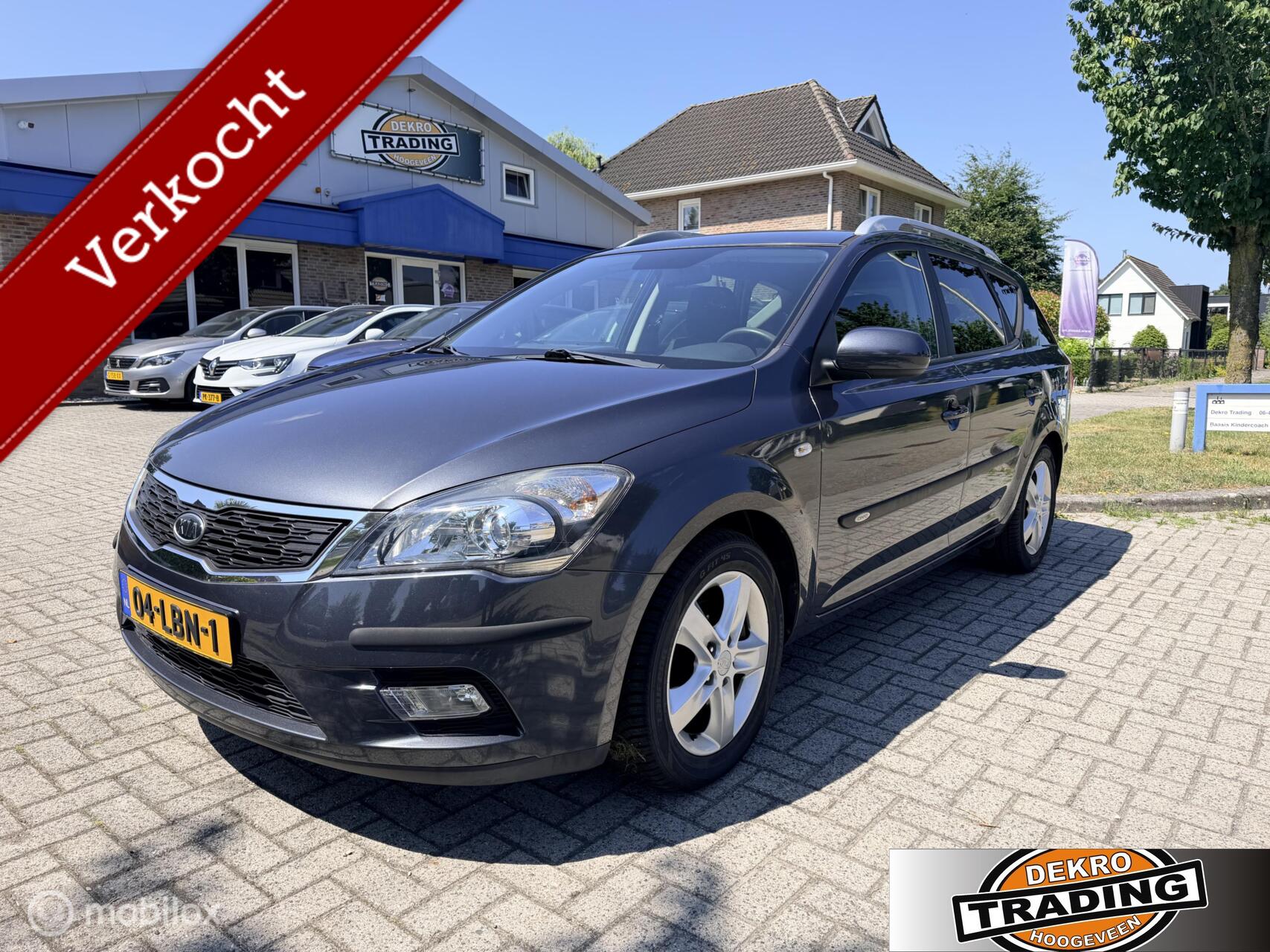 Kia Cee D 1.4 CVVT X-ecutive 1e Eigenaar airco cruise trekhaak 2010 - voorkant