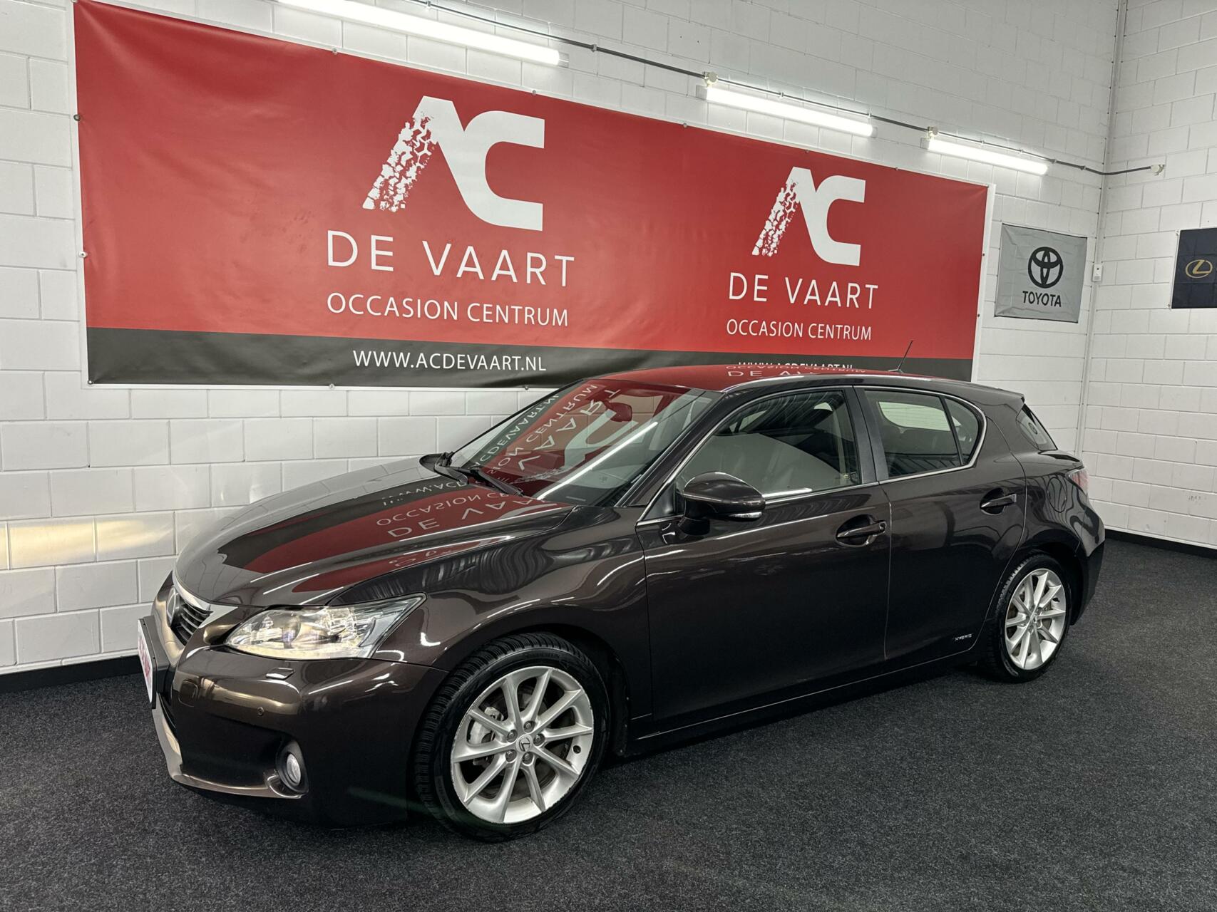 Lexus CT 200h Luxury Line - VERKOCHT! 2011 - voorkant