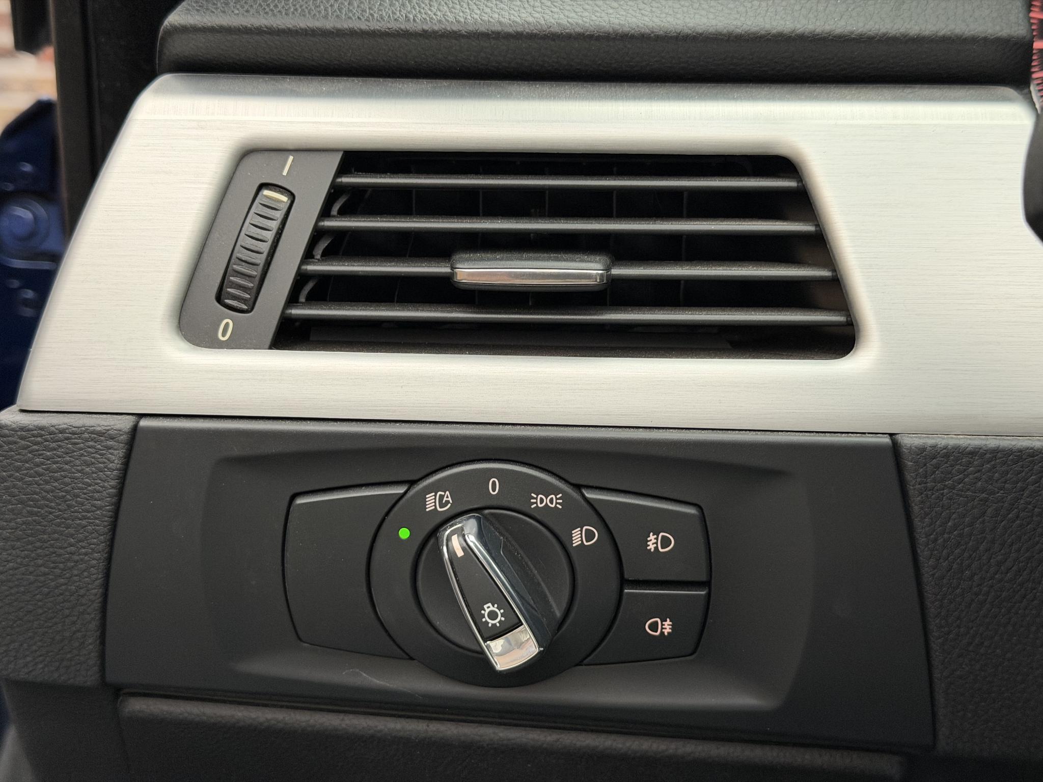 Foto van BMW 320i