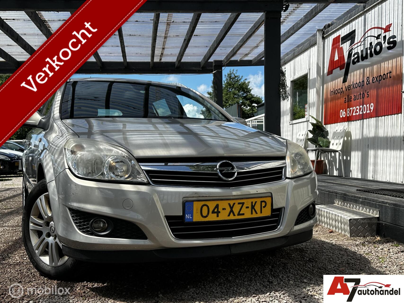 Opel Astra Station Wagon 1.8 Executive Nieuwe APK 2007 - voorkant