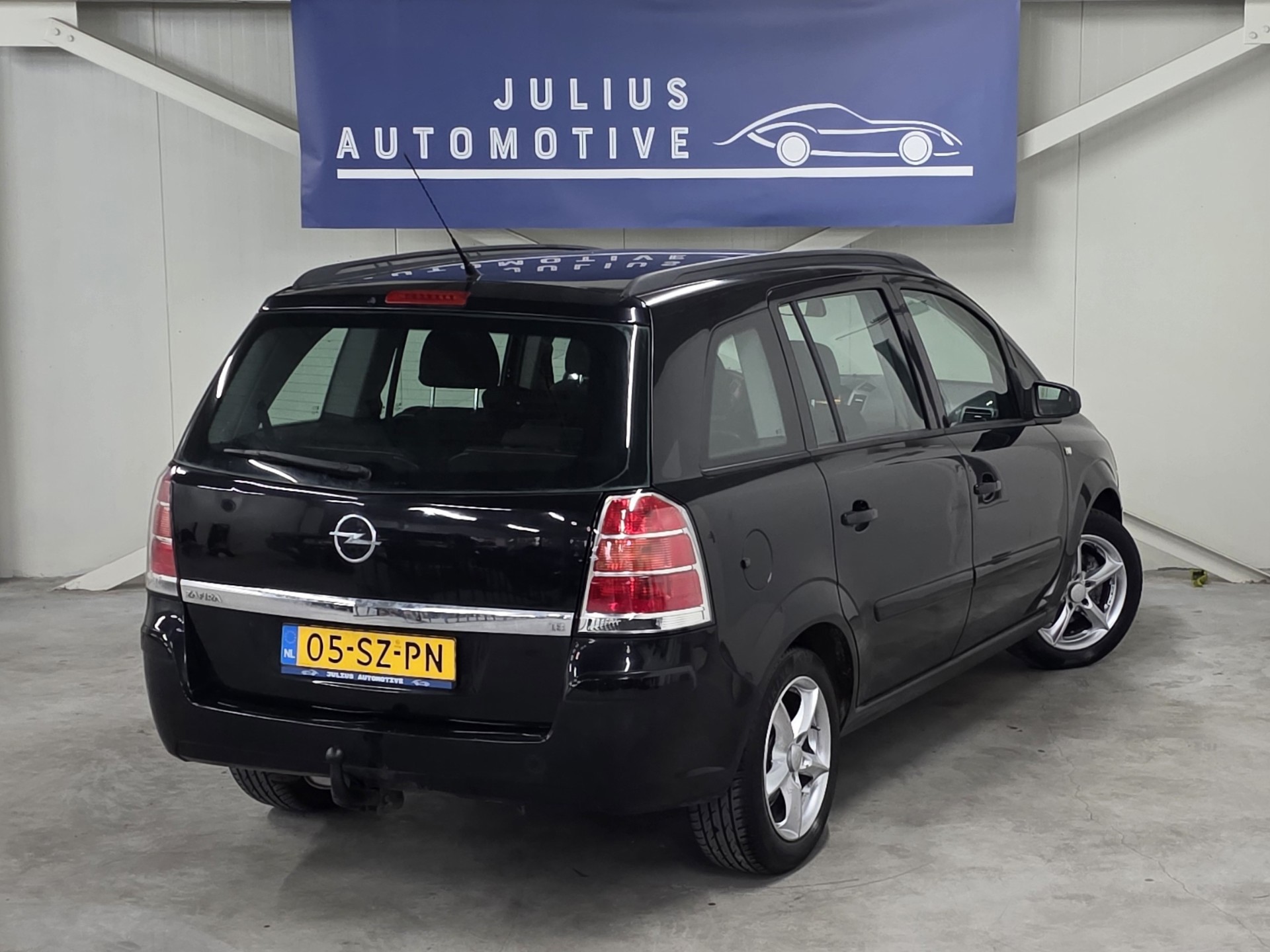 Foto van Opel Zafira
