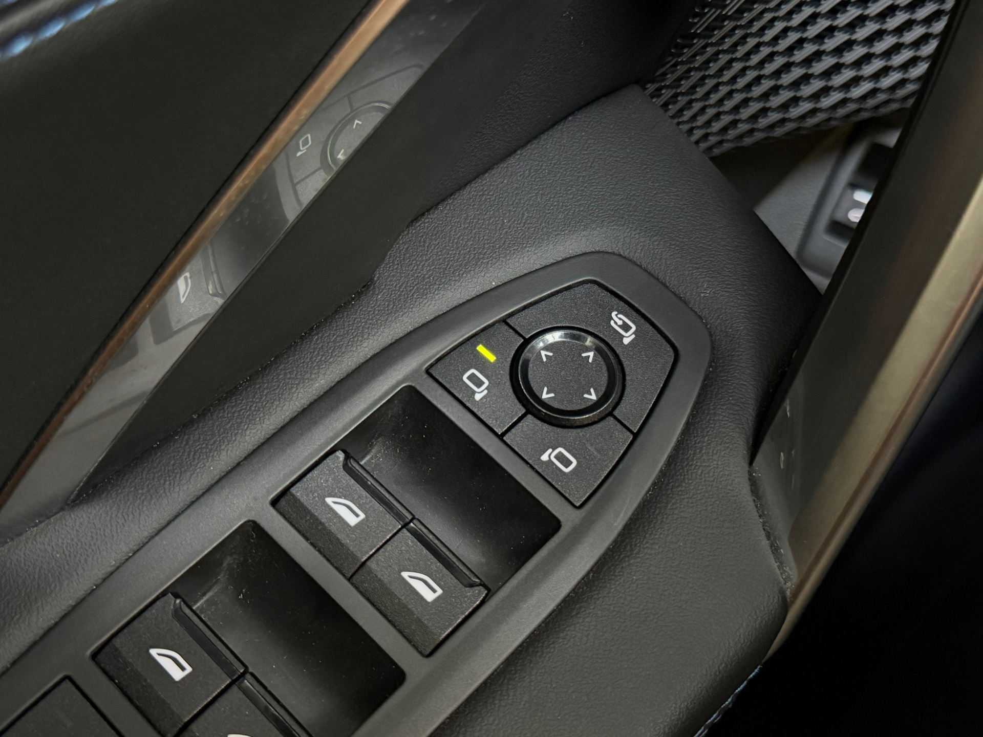 Foto van BMW X1 Xdrive25e