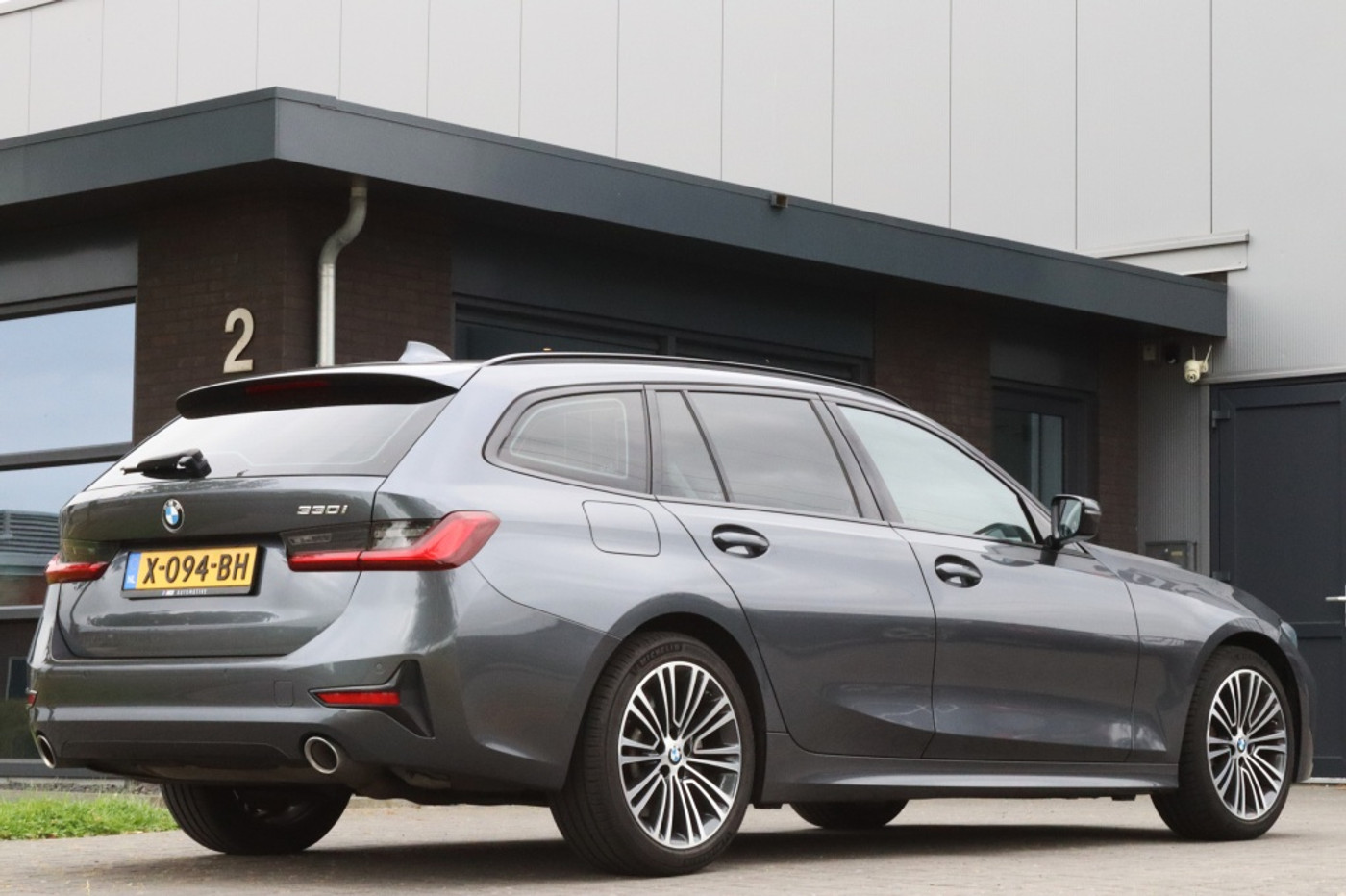 Foto van BMW 330i
