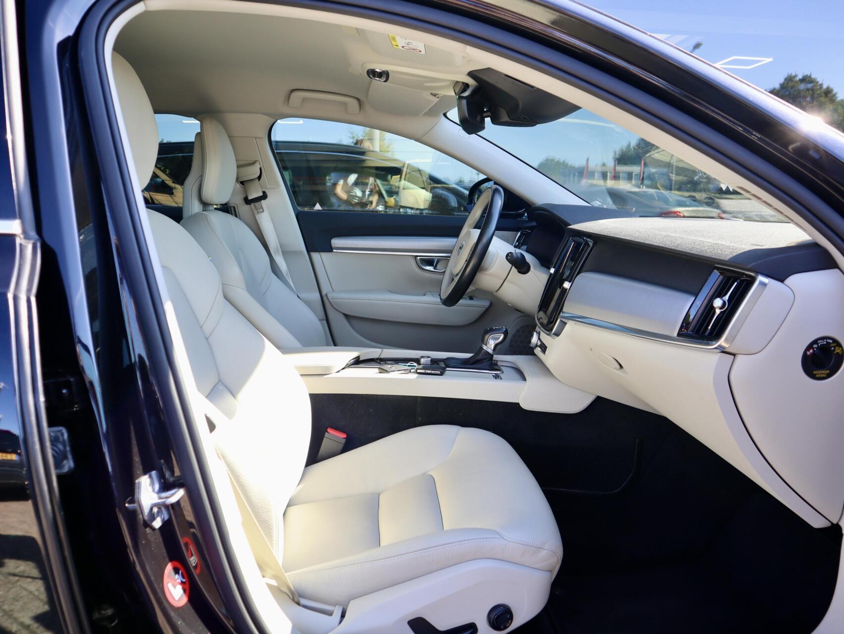 Foto van Volvo V90