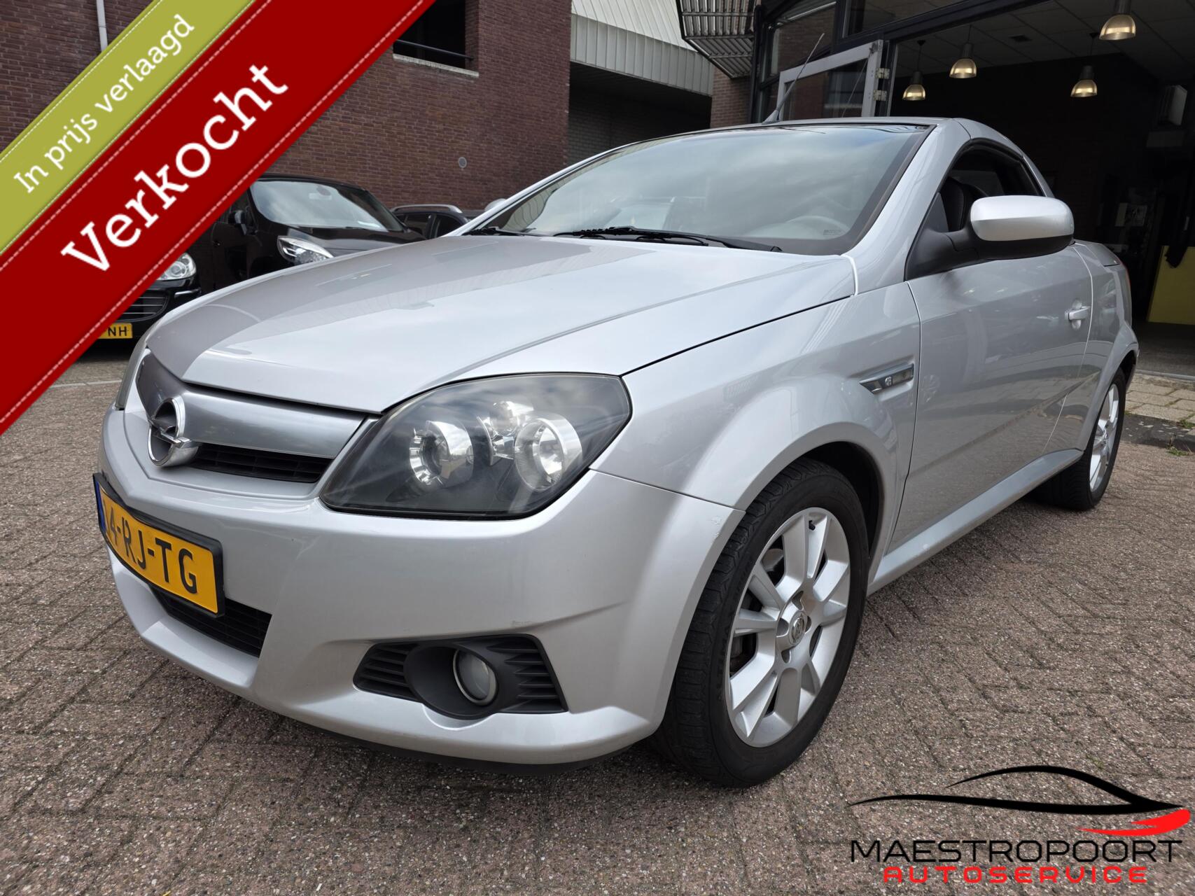 Opel Tigra Twintop 1.4-16V Cosmo 2005 - voorkant