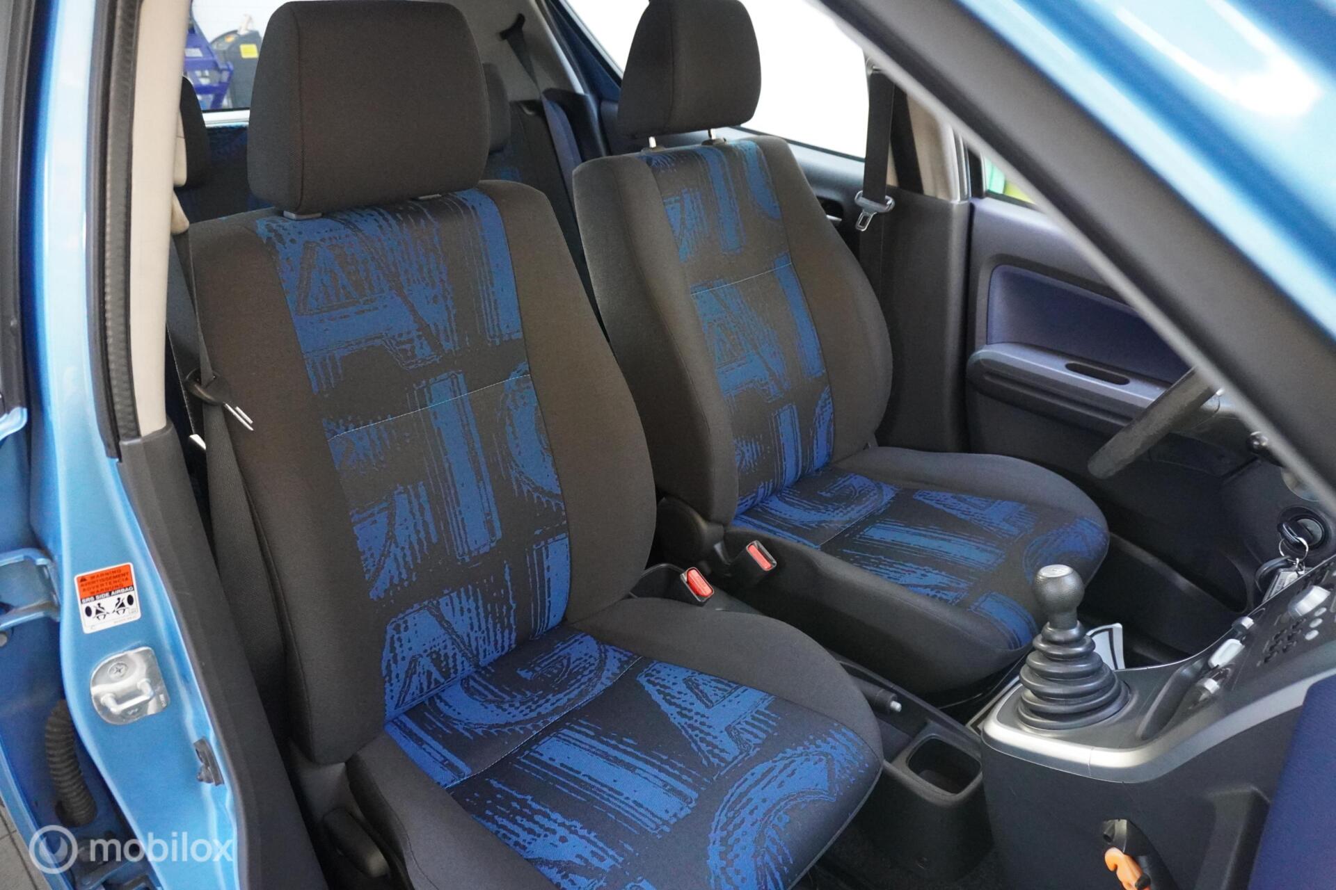 Foto van Opel Agila