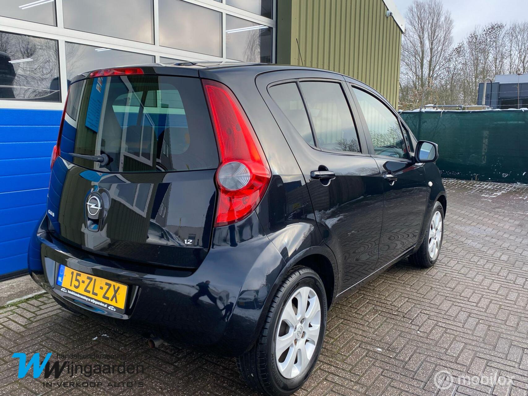 Foto van Opel Agila