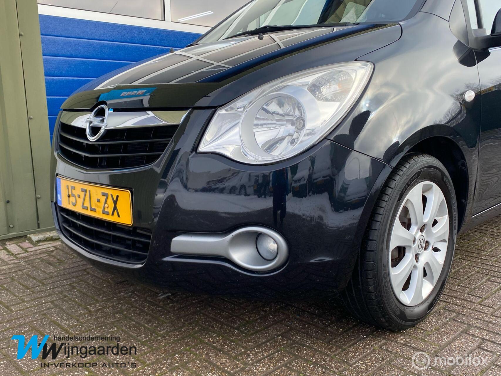 Foto van Opel Agila