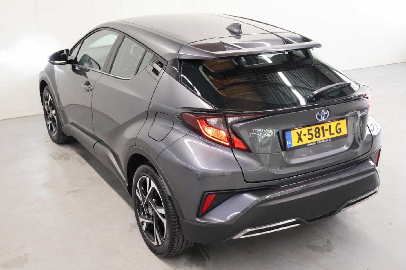 Foto van Toyota C-hr