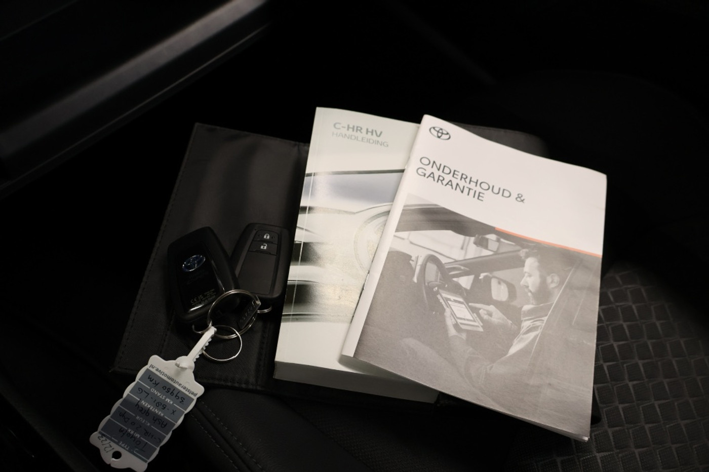 Foto van Toyota C-hr