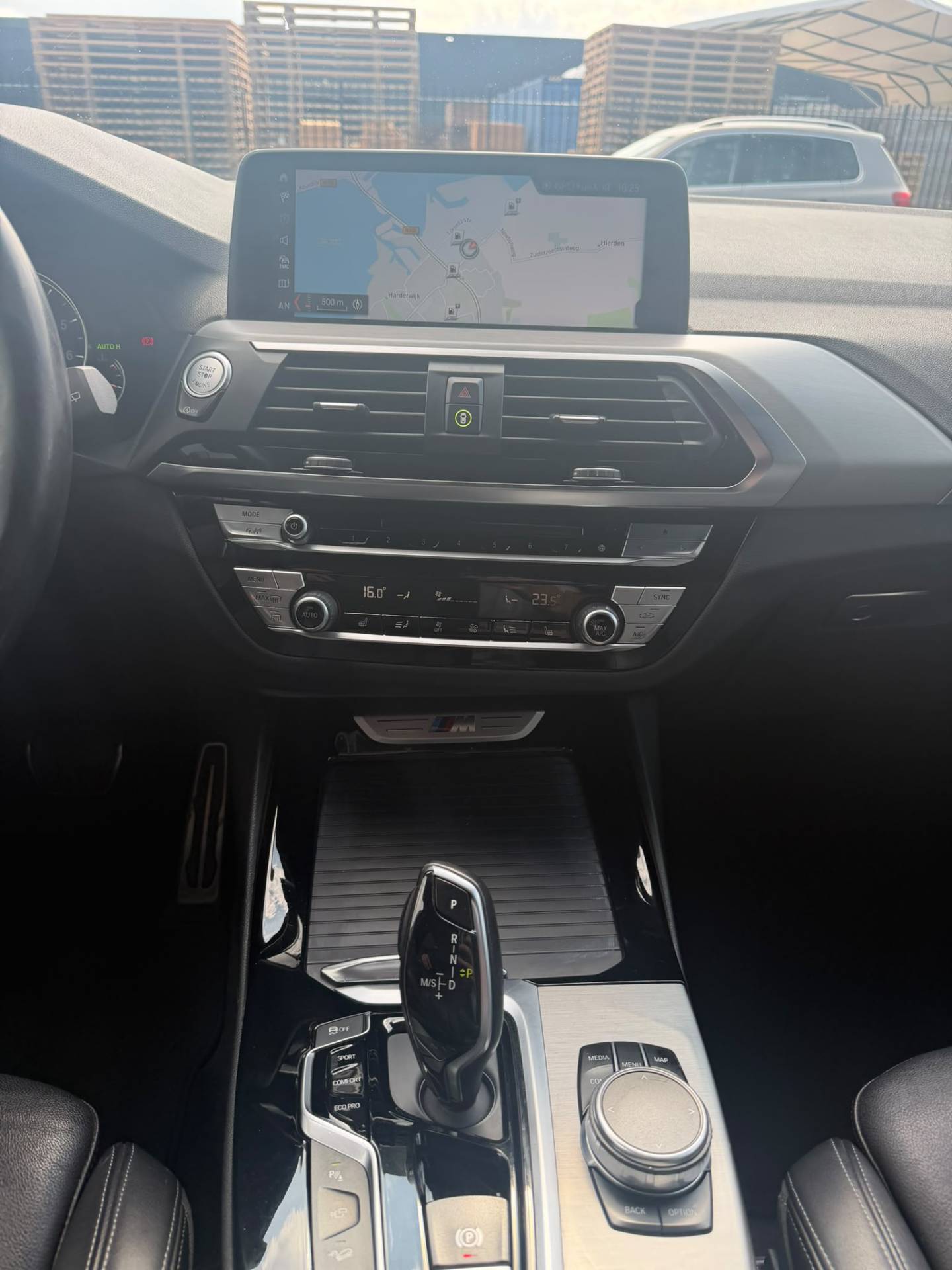 Foto van BMW X3 M40i