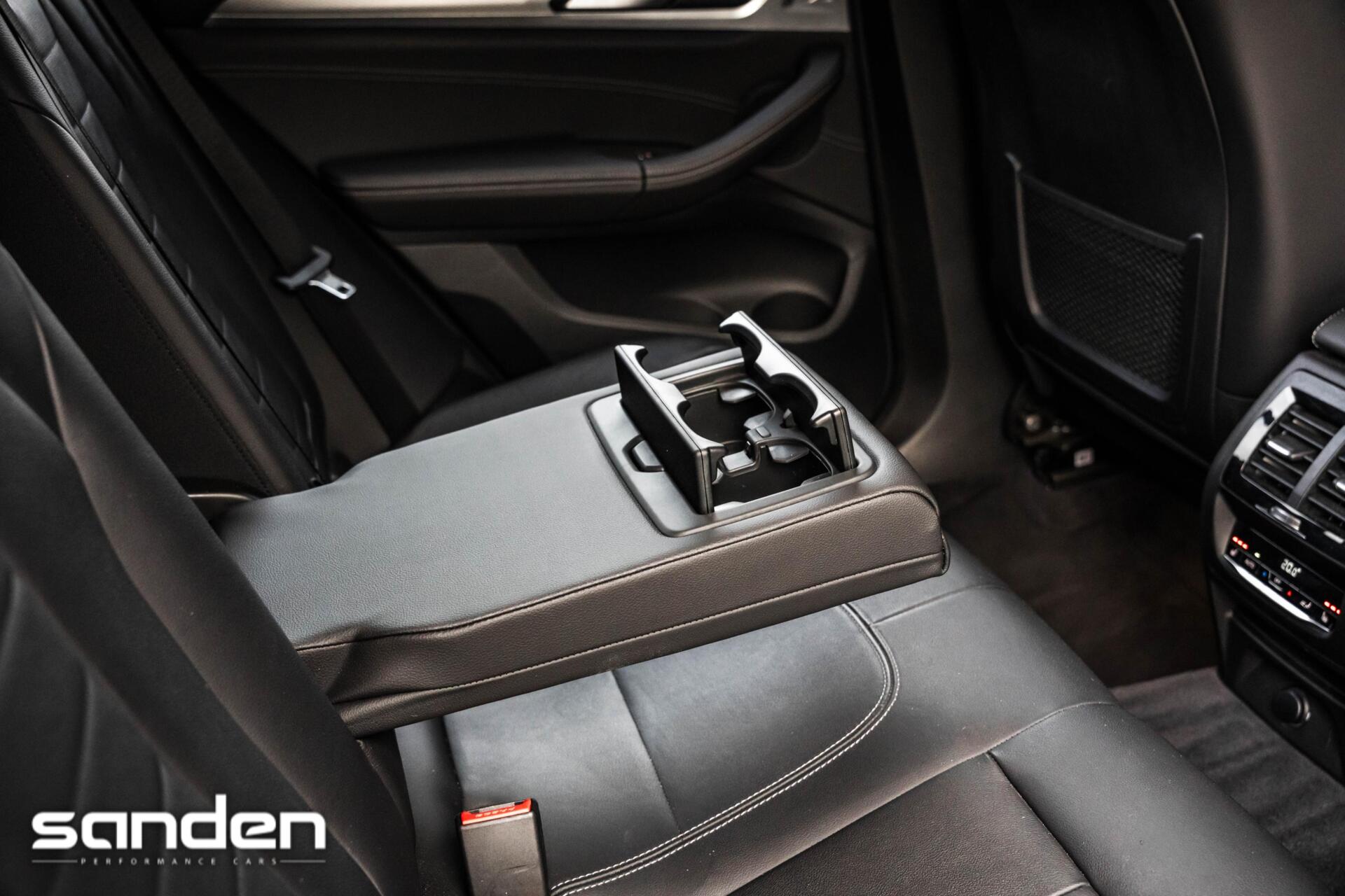 Foto van BMW X3 Xdrive30i