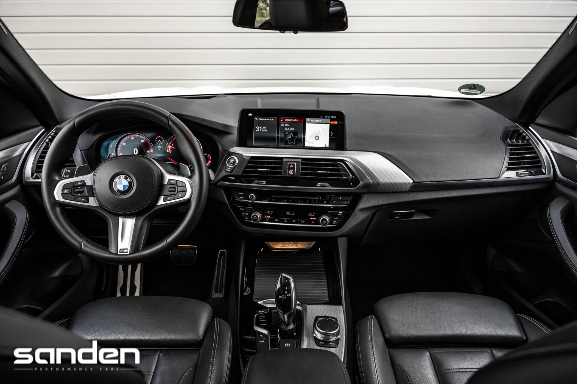 Foto van BMW X3 Xdrive30i