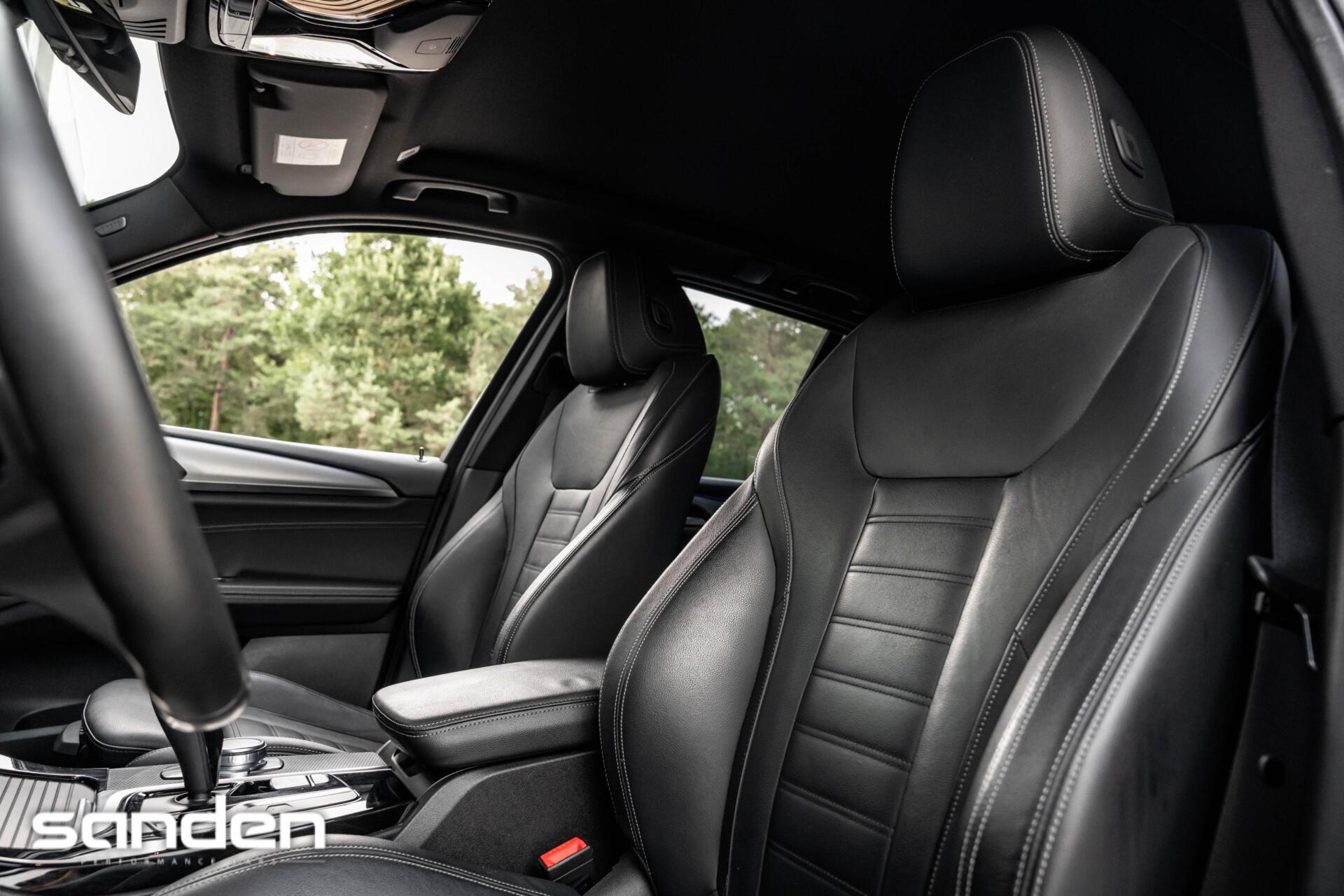 Foto van BMW X3 Xdrive30i