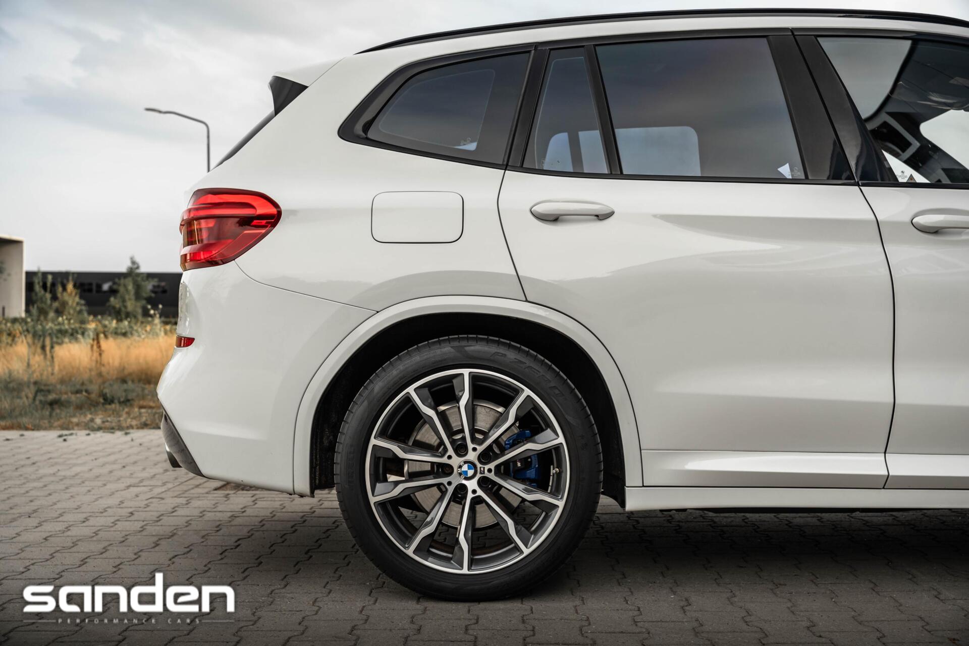 Foto van BMW X3 Xdrive30i