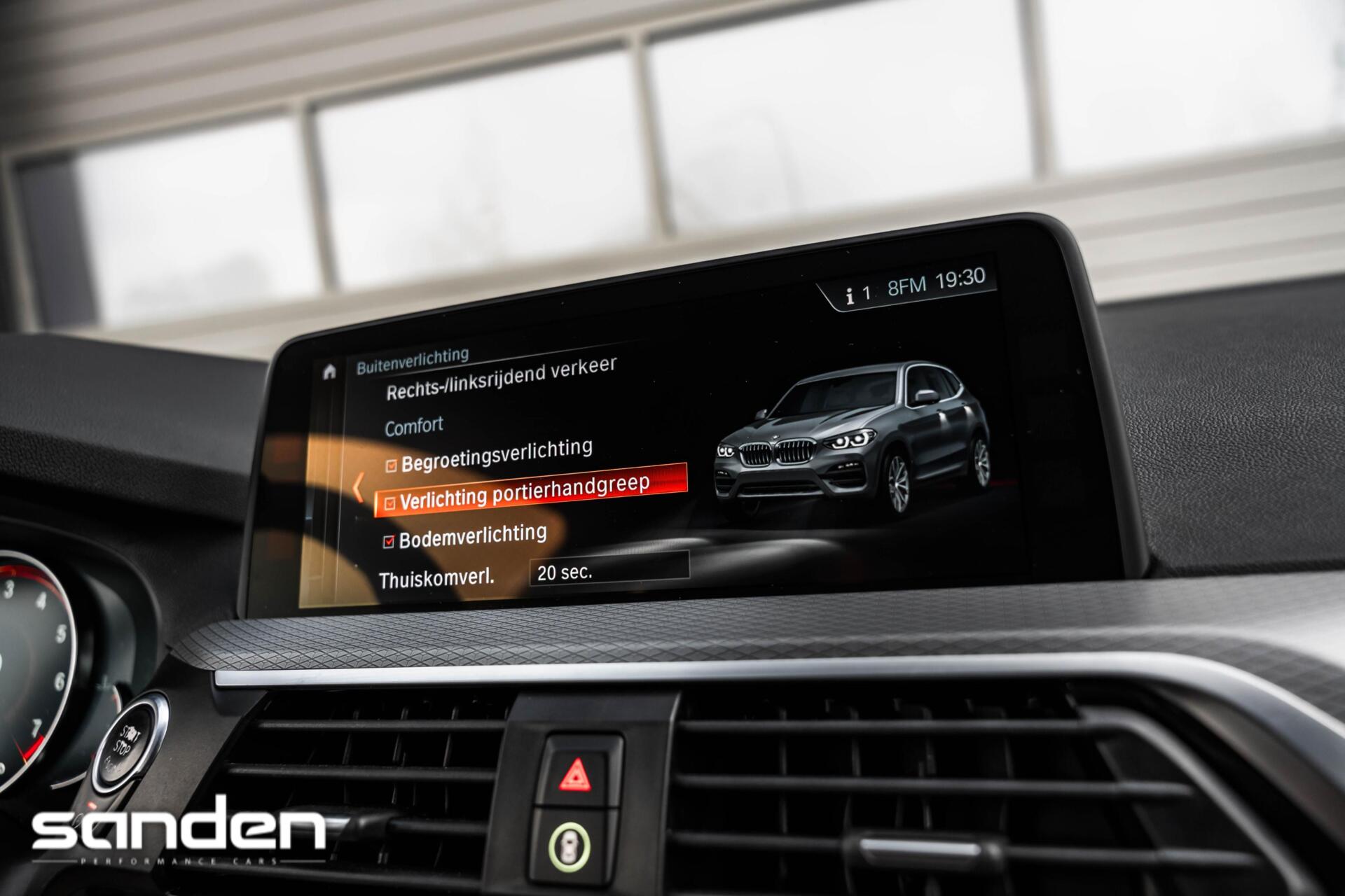 Foto van BMW X3 Xdrive30i